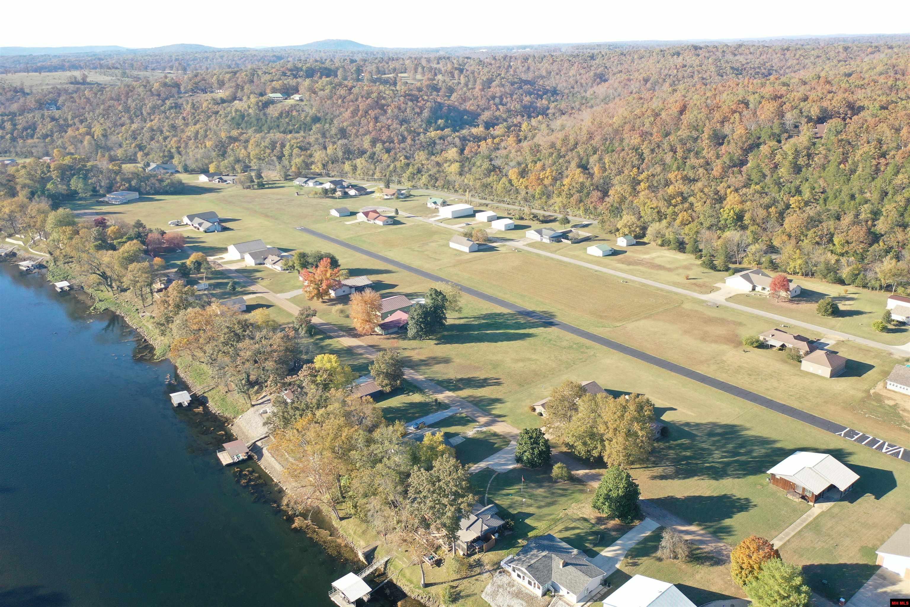 002-10367-034 Valley Airport Place