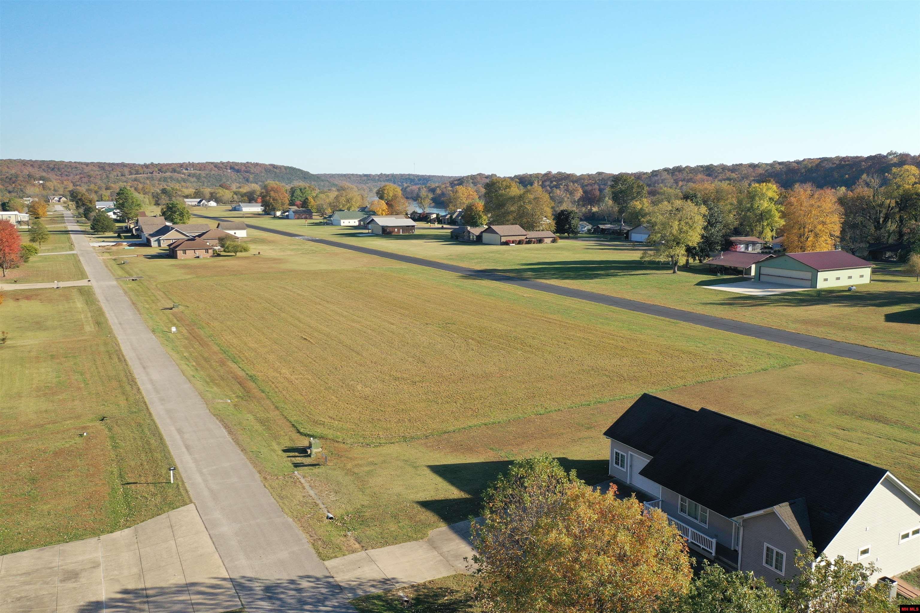 002-10367-034 Valley Airport Place