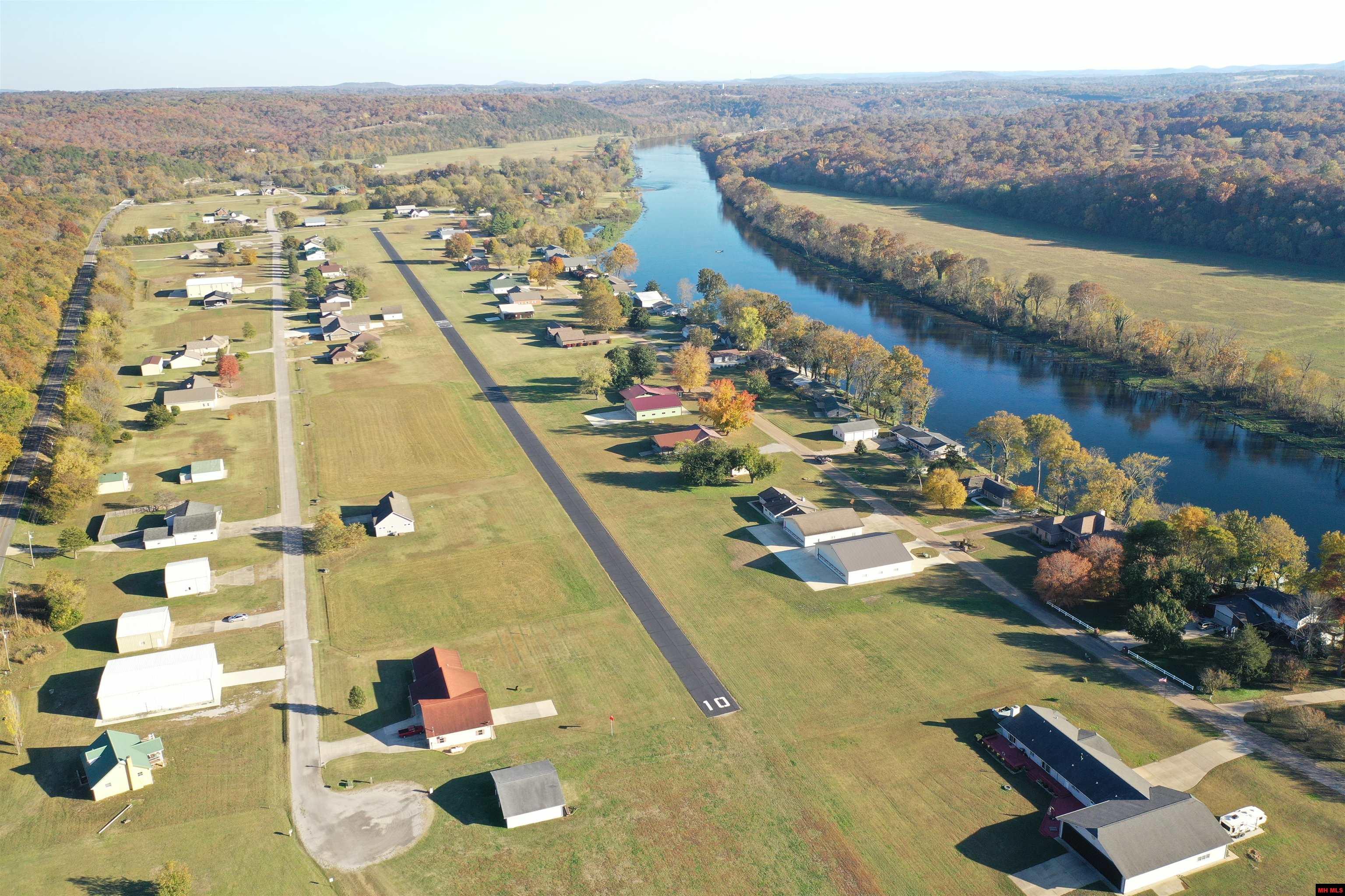 002-10367-034 Valley Airport Place