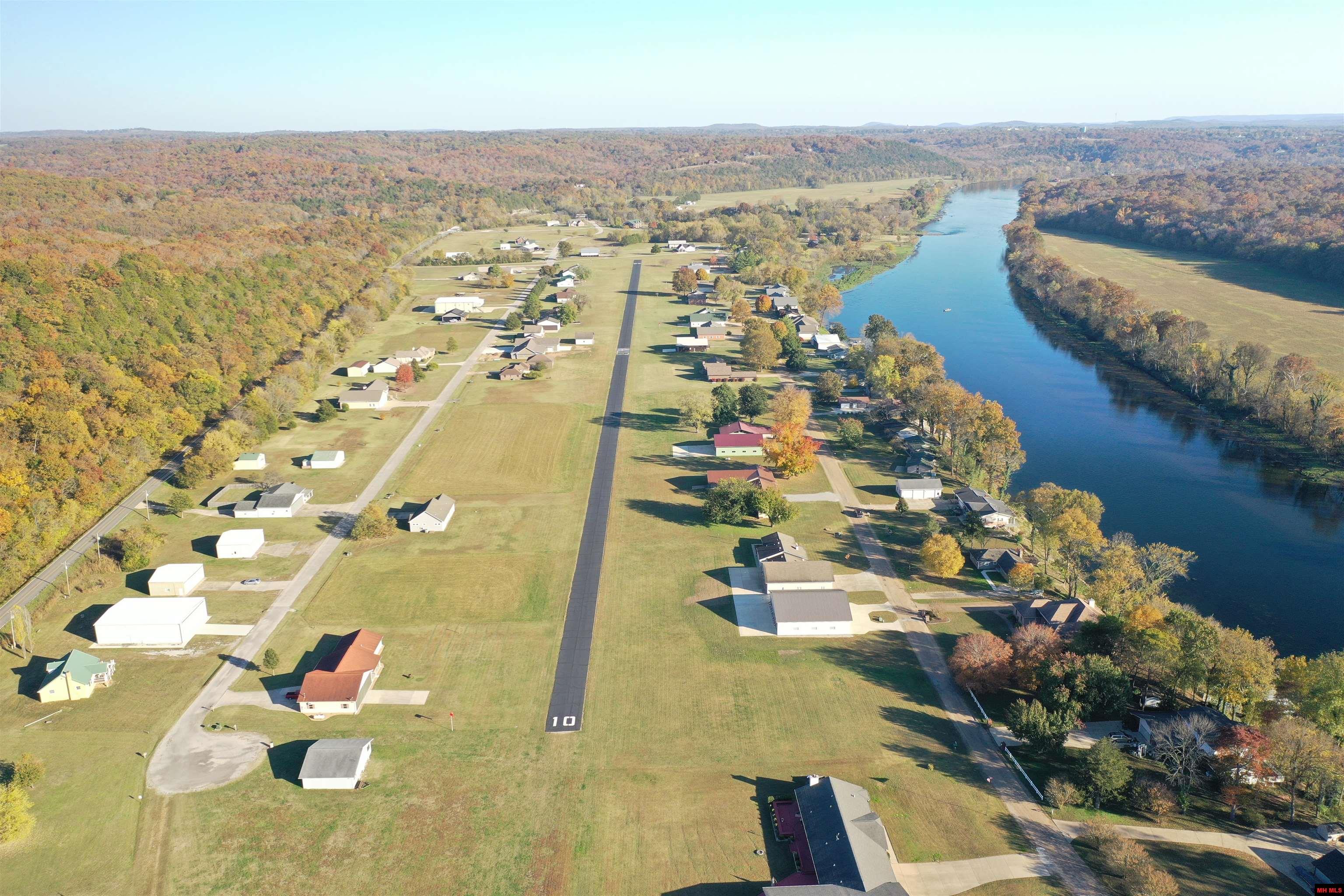 002-10367-034 Valley Airport Place