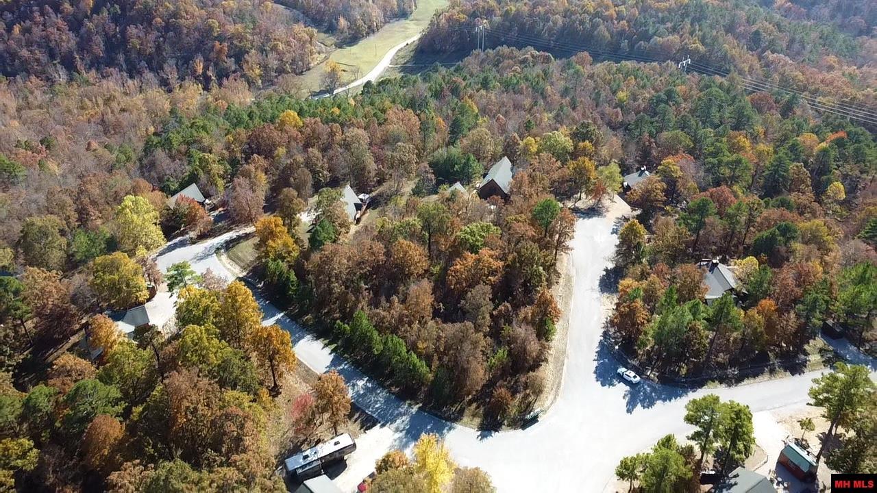 002-11225-009 Rolling Hills Lane