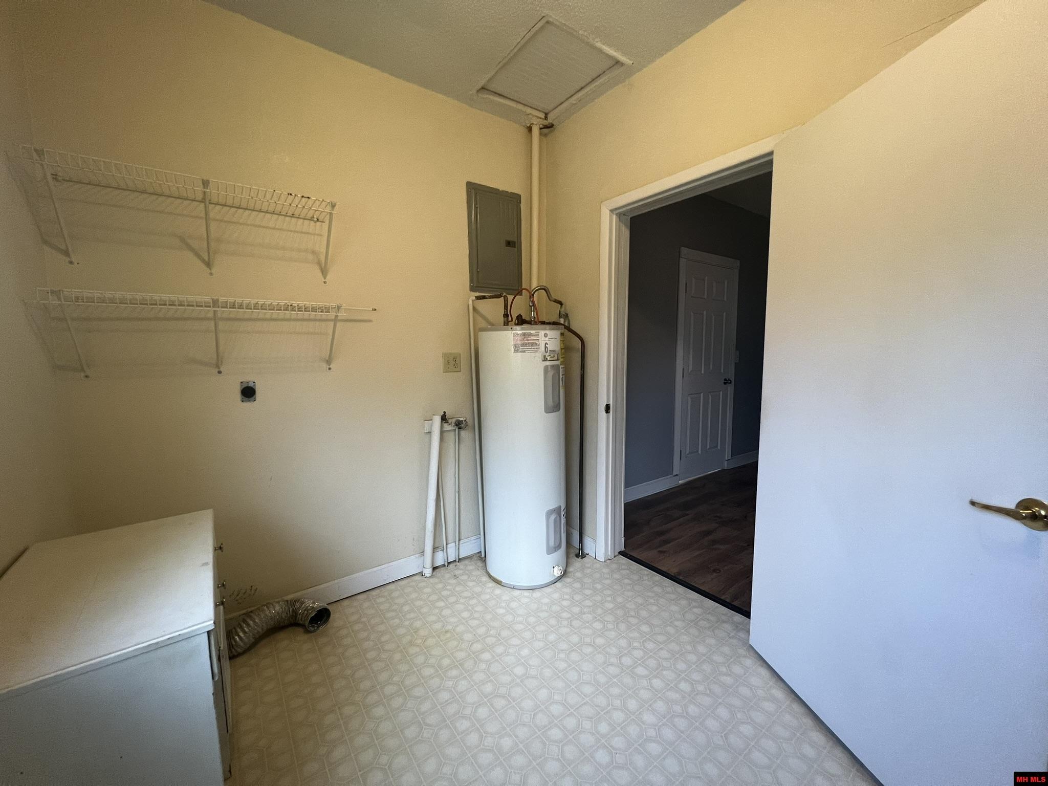 809 GRAY STREET Mountain Home, AR