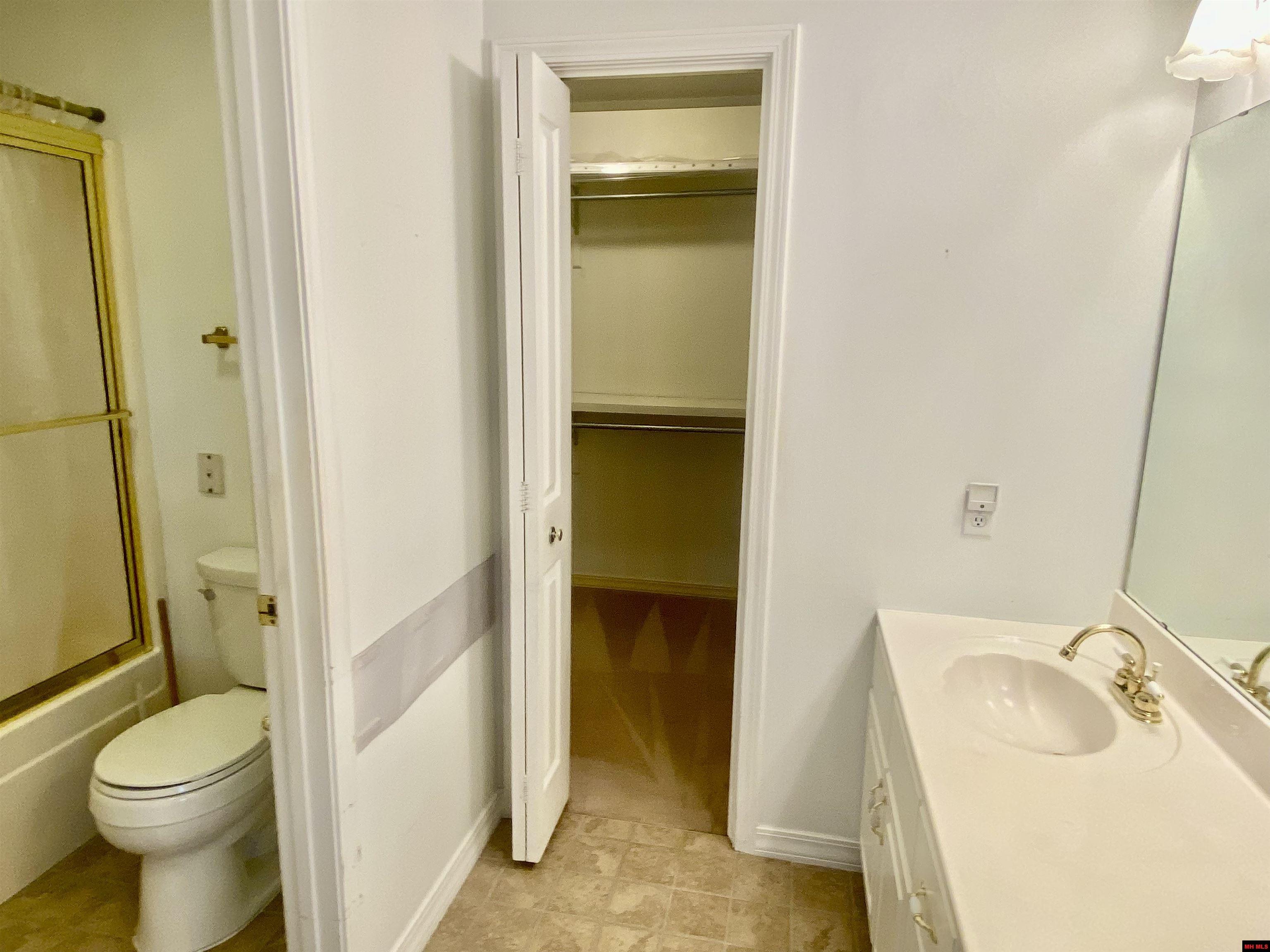 3112 DOGWOOD CIRCLE Mountain Home, AR