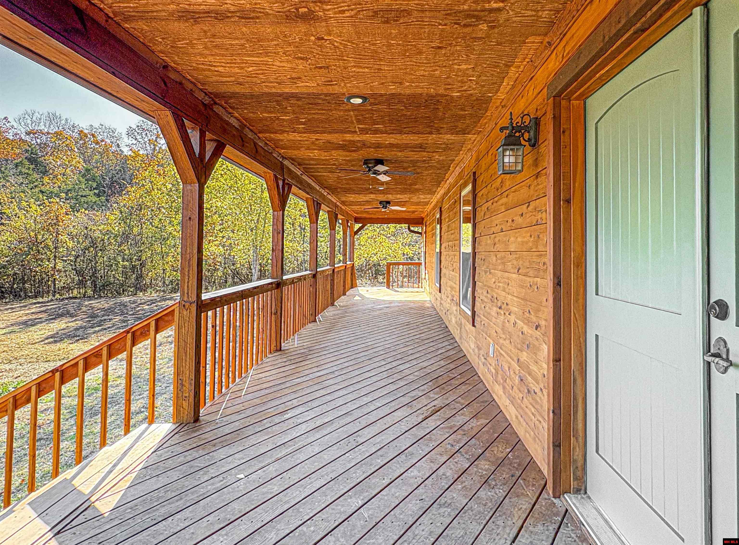 1113 Thousand Oaks Drive