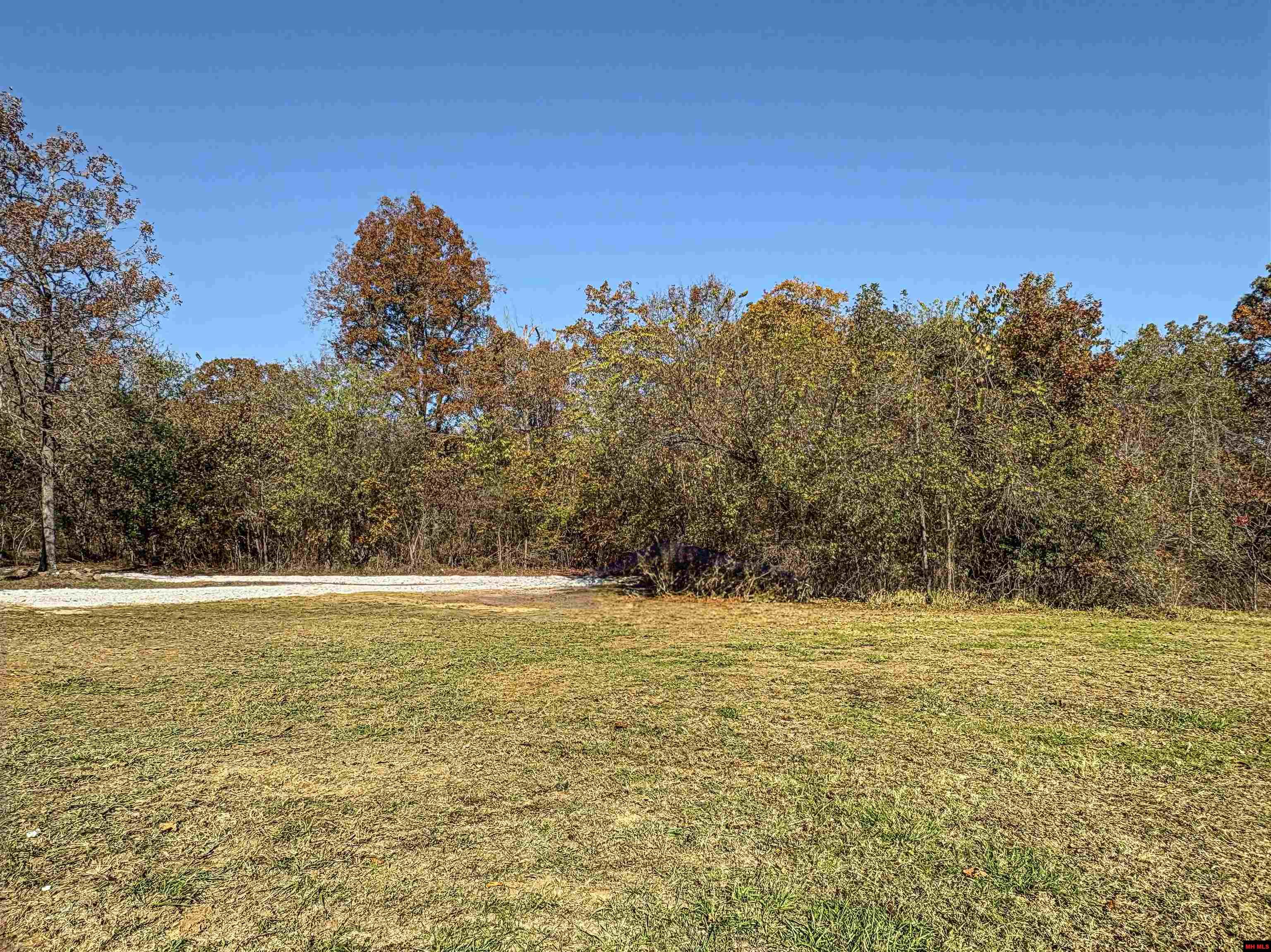 1113 Thousand Oaks Drive