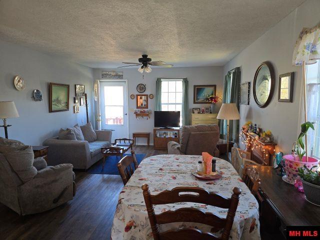 604 1/2 Girard Street