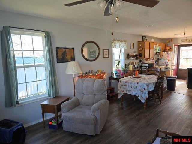 604 1/2 Girard Street