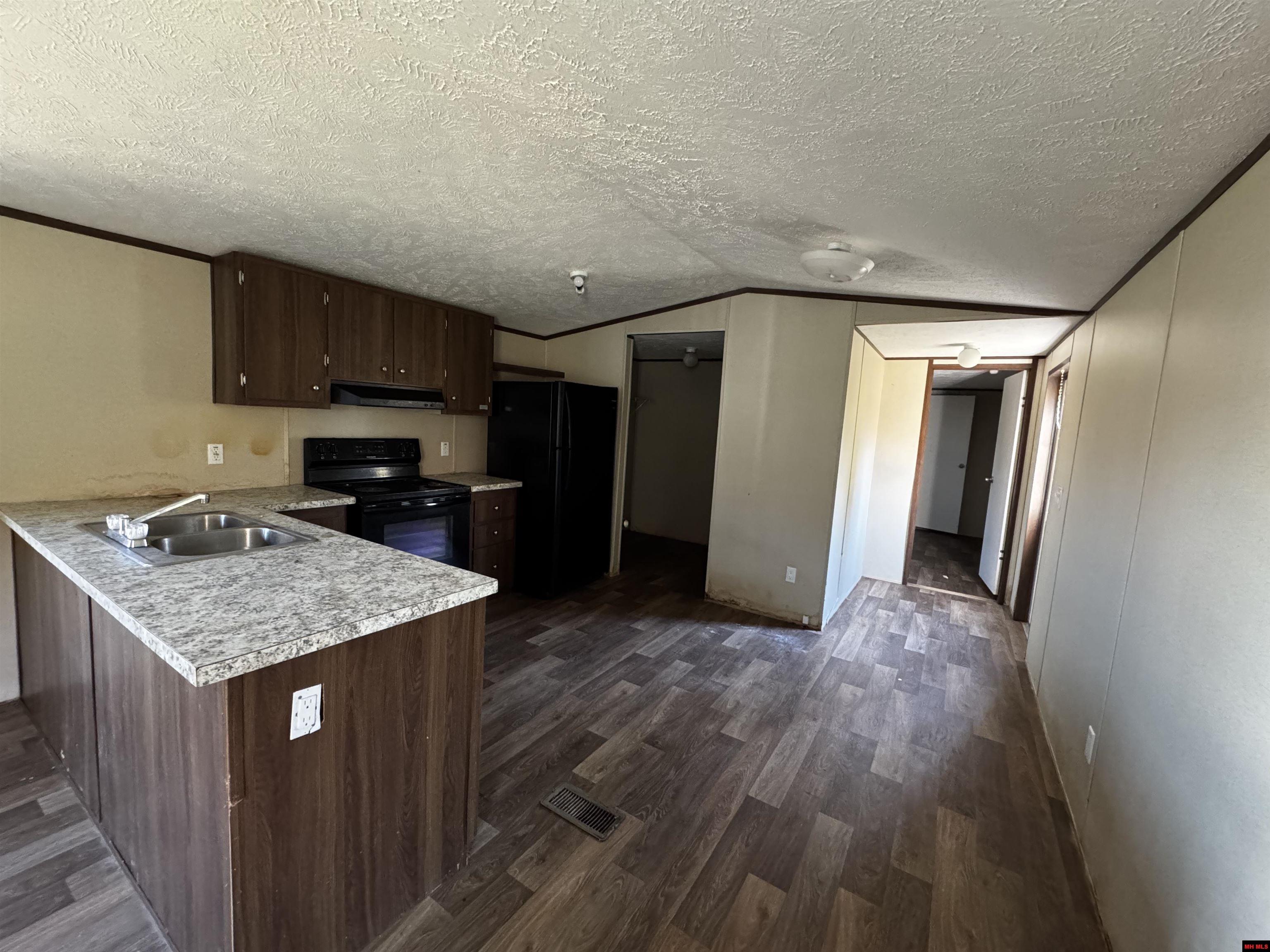 1016 HWY 223 Pineville, AR