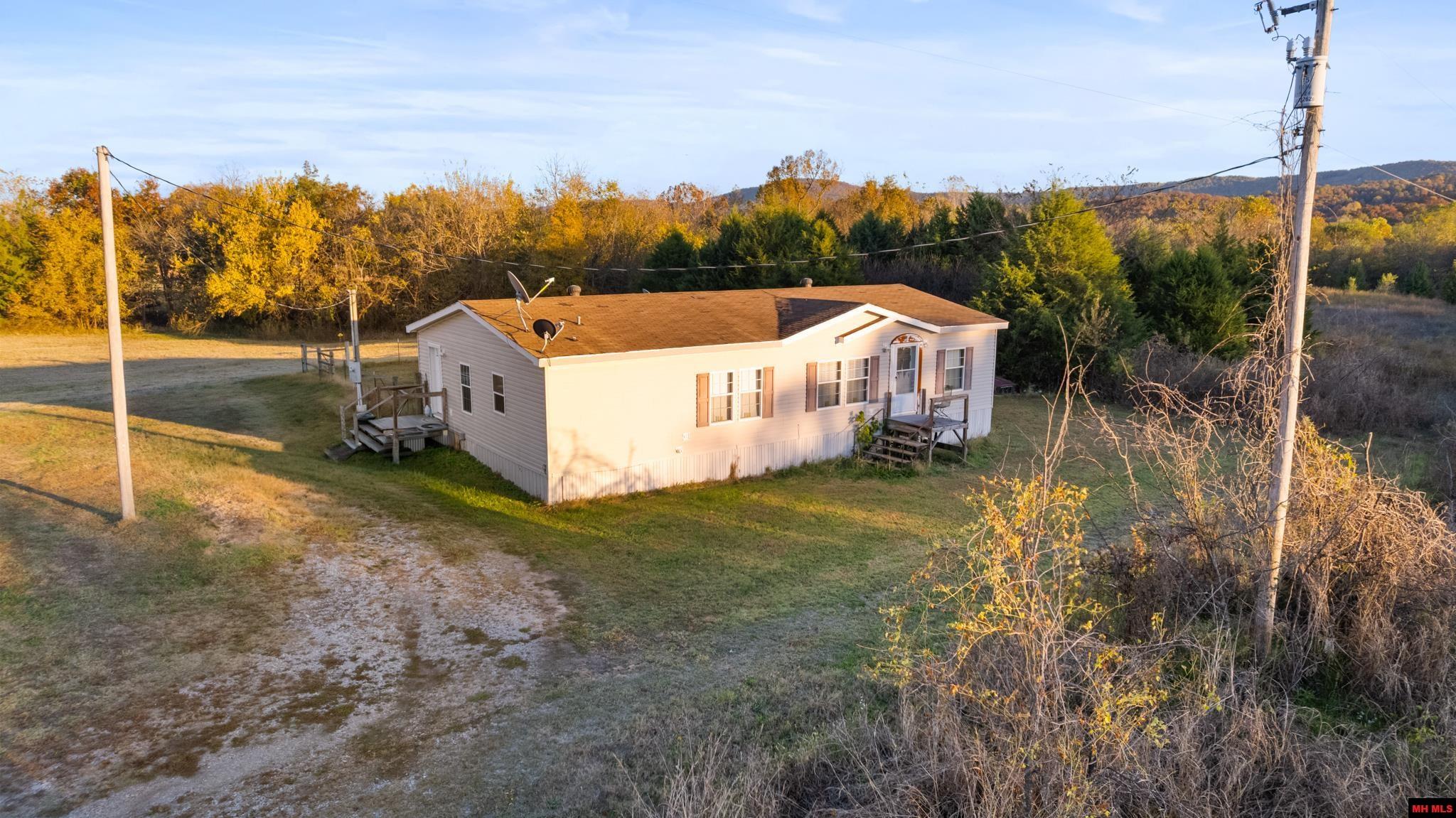192 SUMMERWOOD LANE Flippin, AR 72634