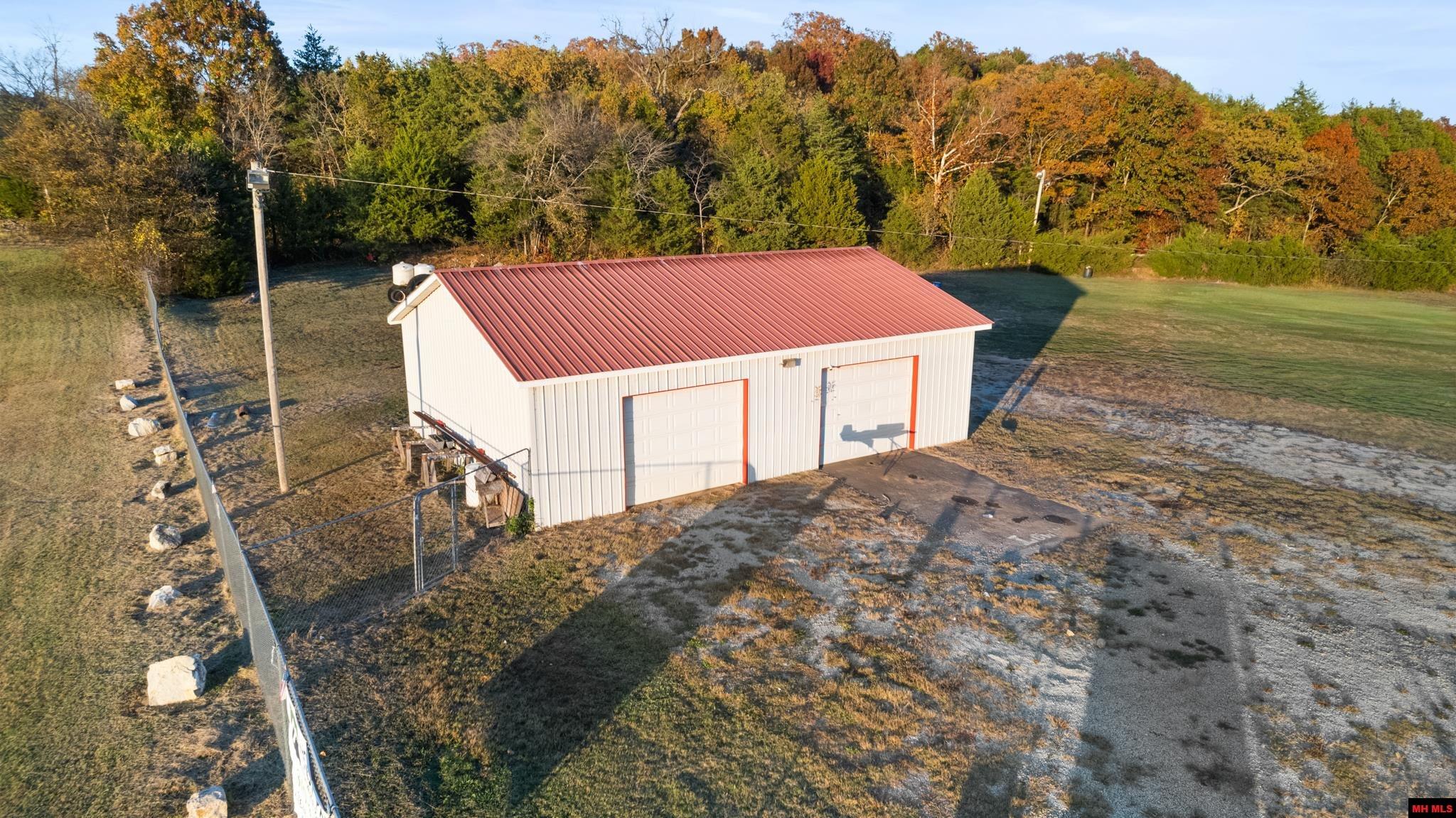 192 SUMMERWOOD LANE Flippin, AR 72634