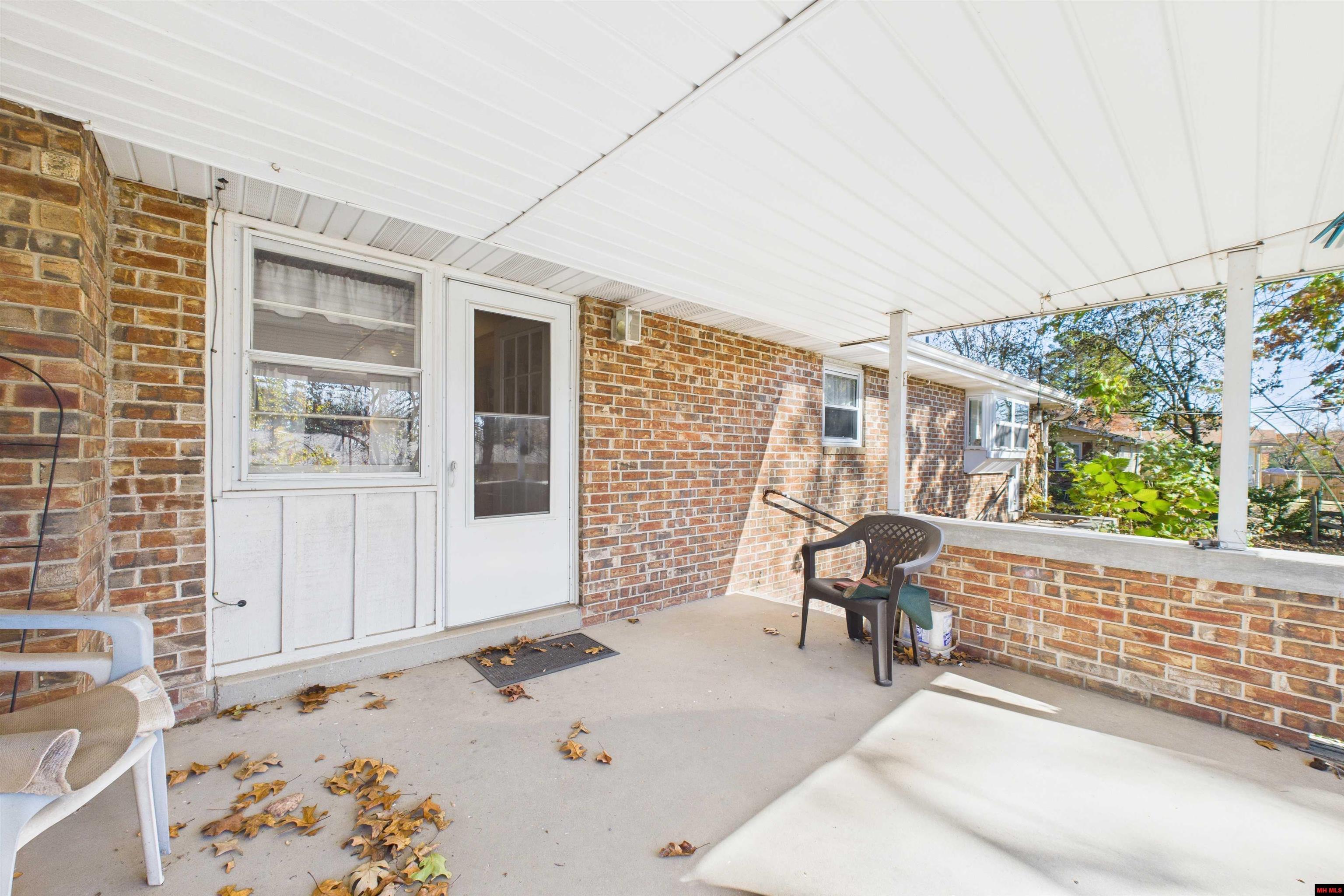 910 WINDBROOK STREET Mountain Home, AR