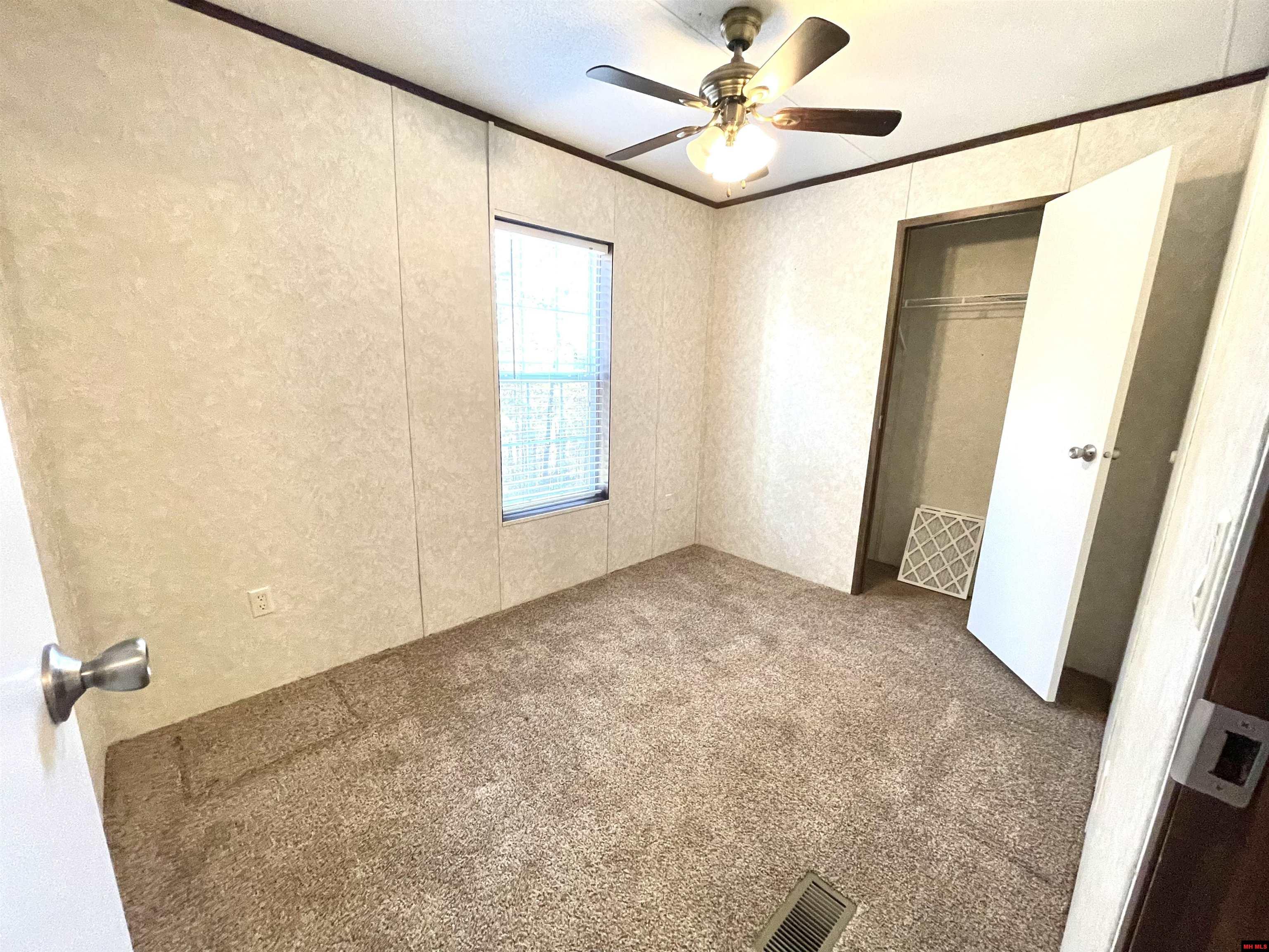 1044 Springwood Drive