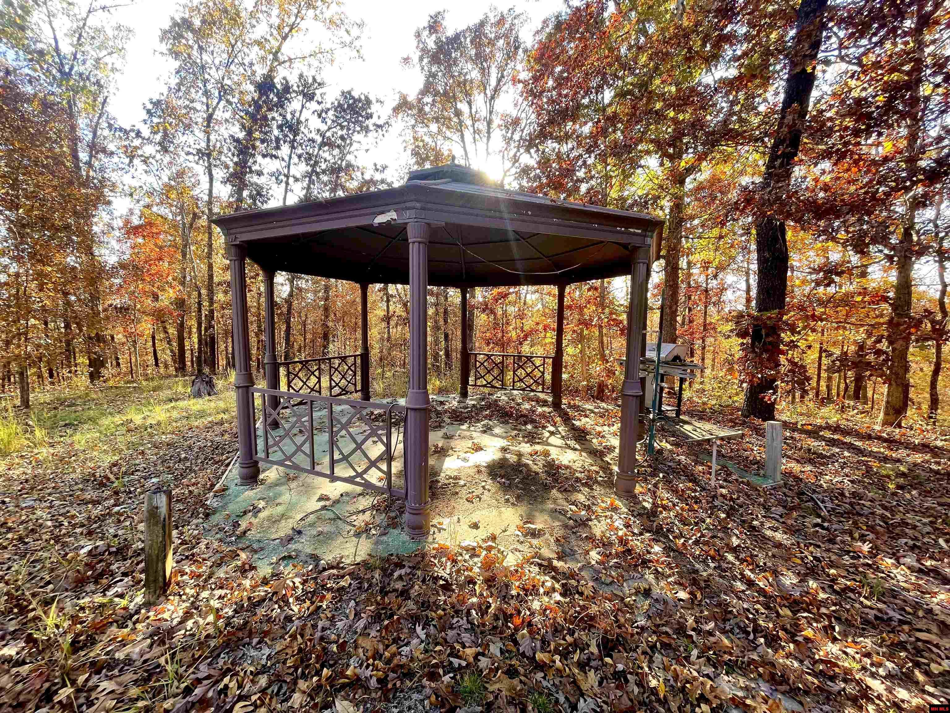 1044 Springwood Drive