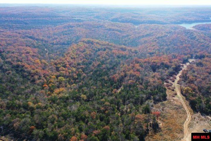 001-00776-000 Chappie Lane