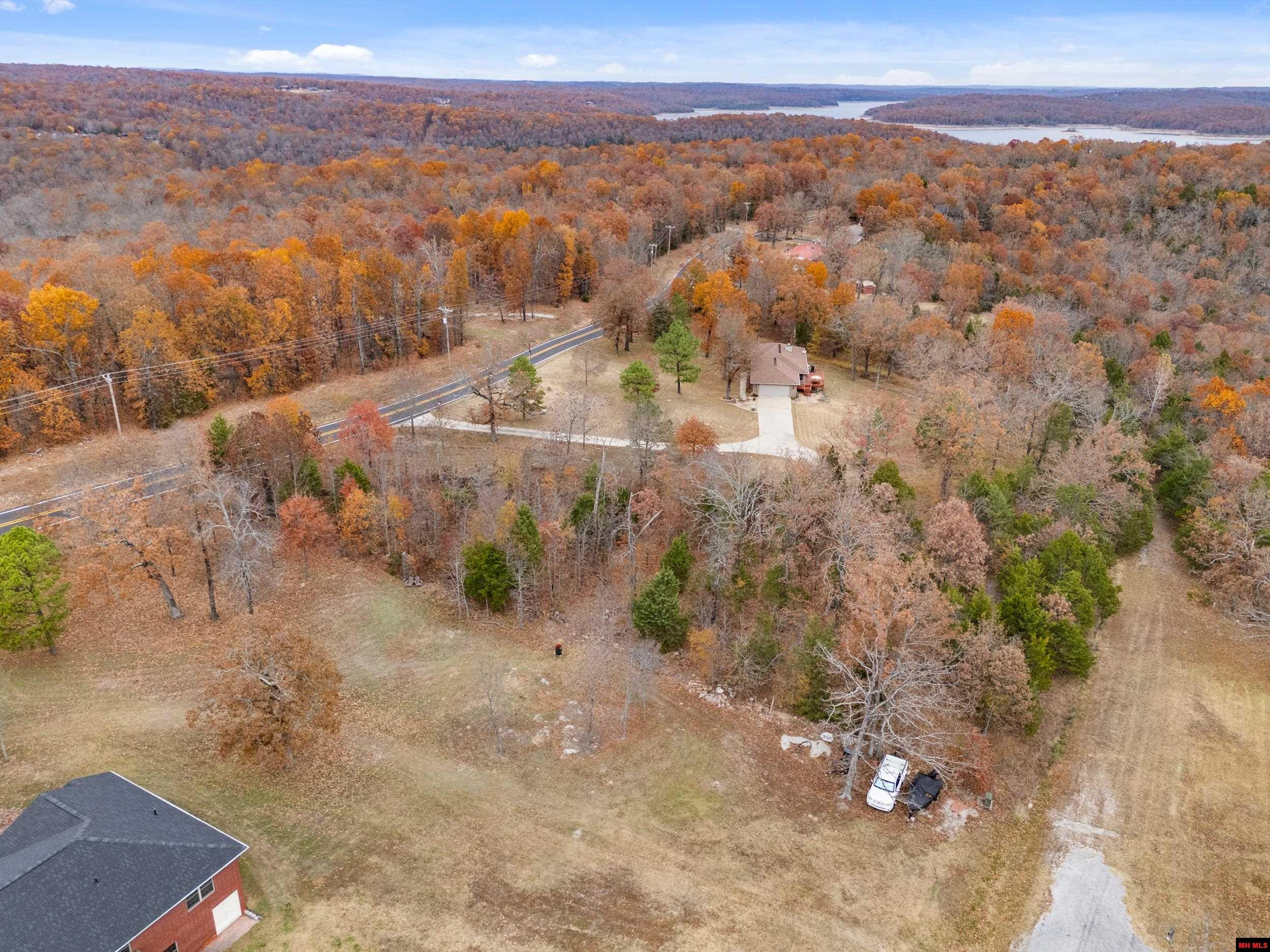 002-09984-000 Sycamore Road