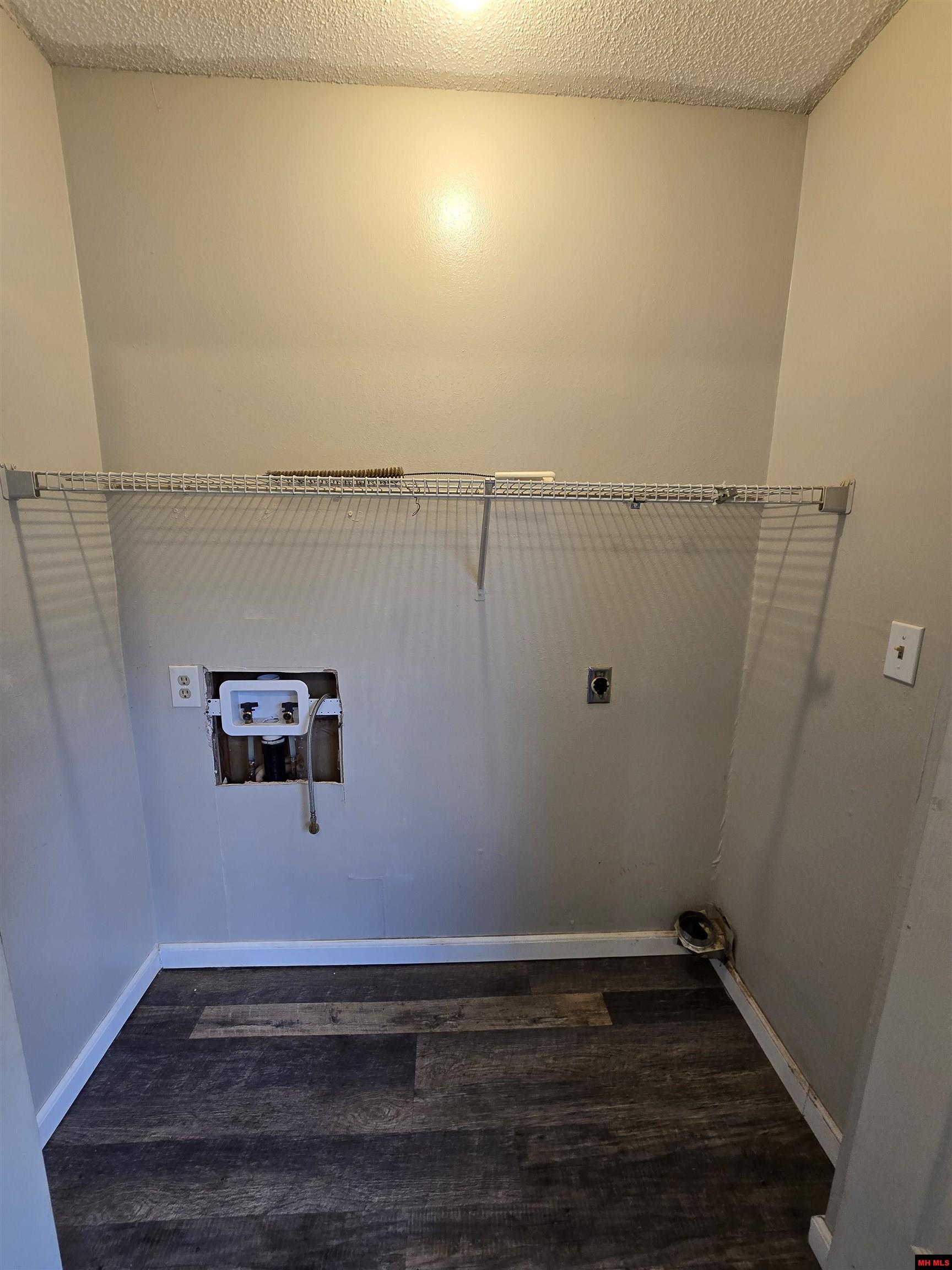 409 Bomber Boulevard