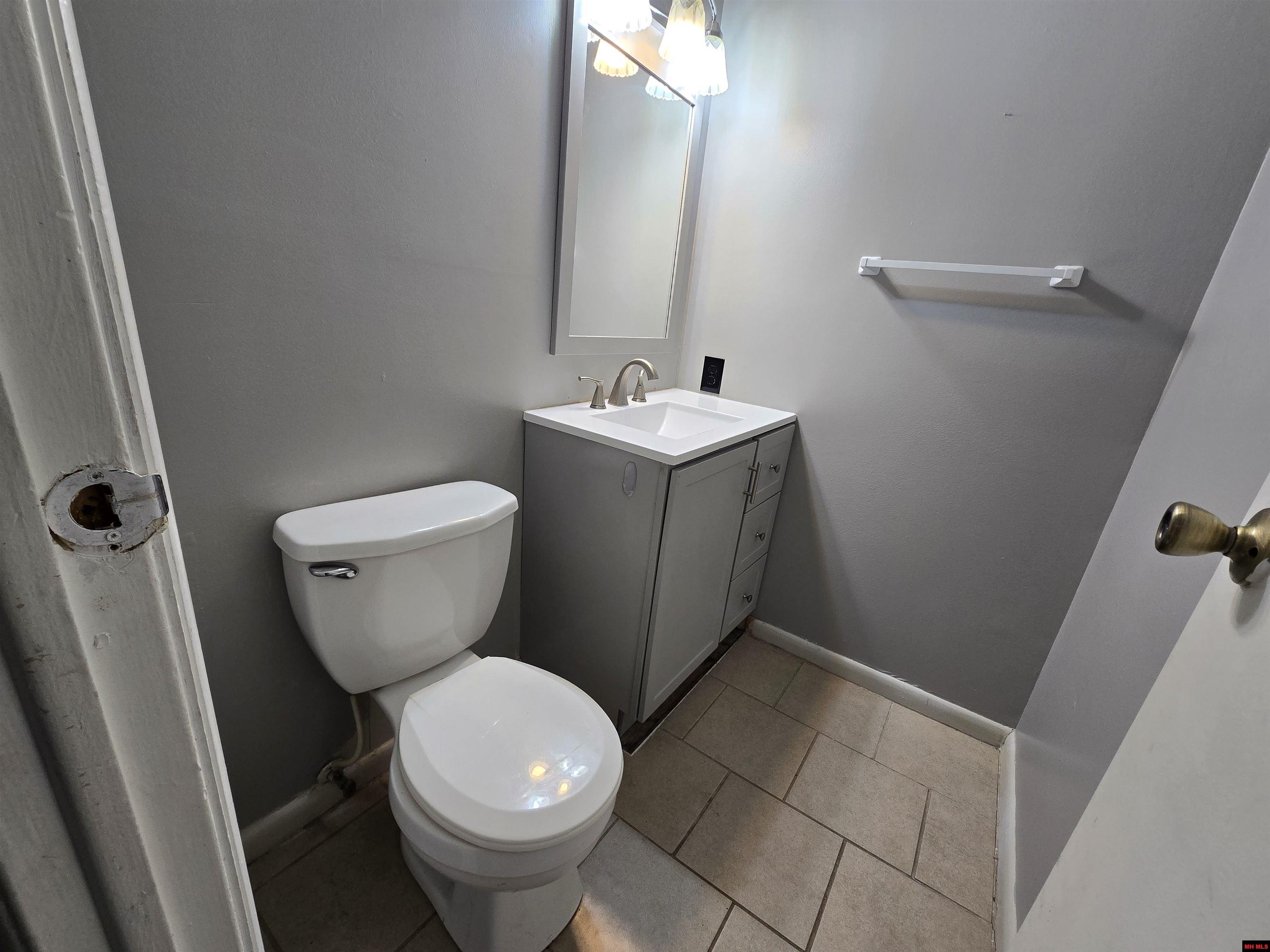 409 Bomber Boulevard