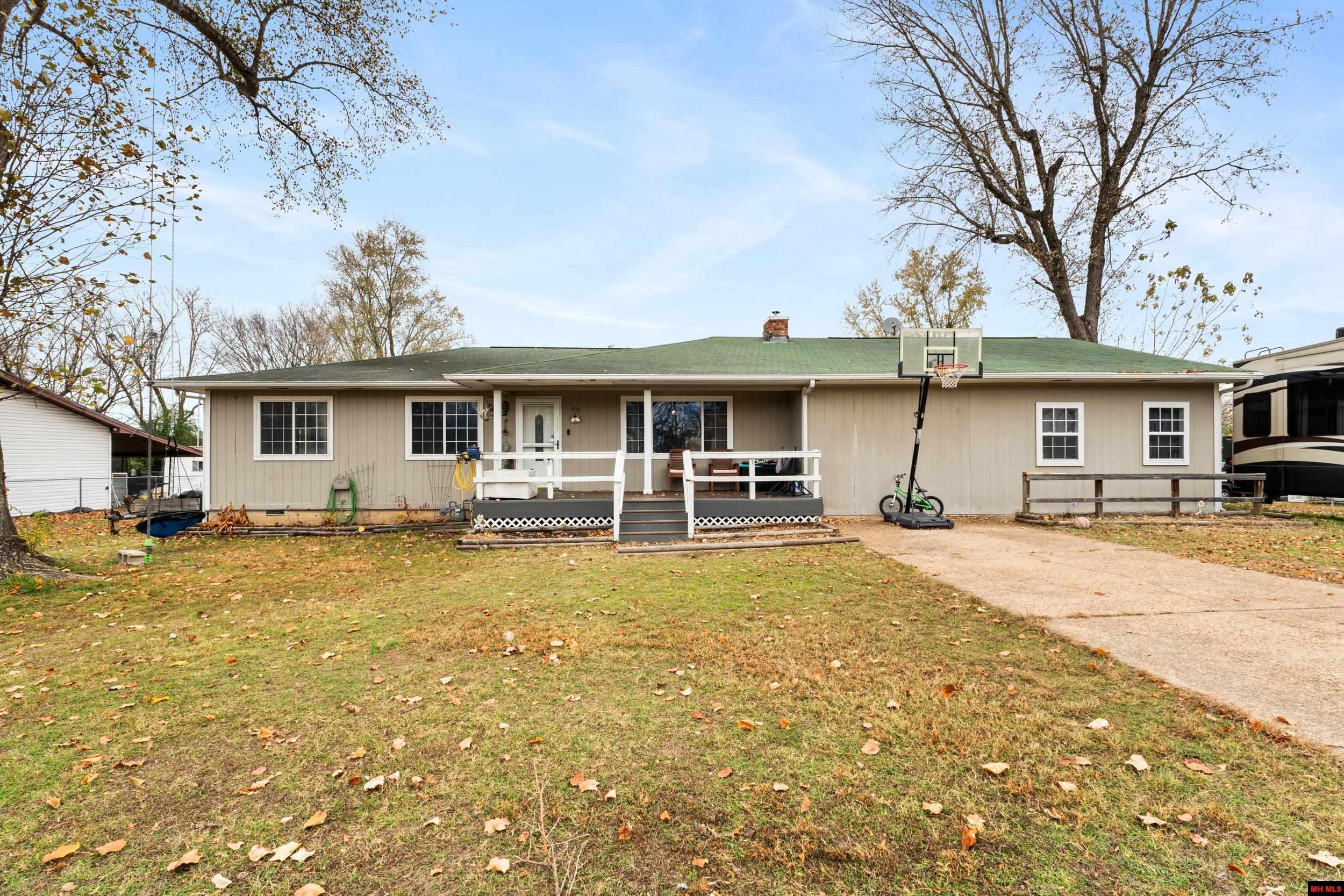 408 E Sanford Street