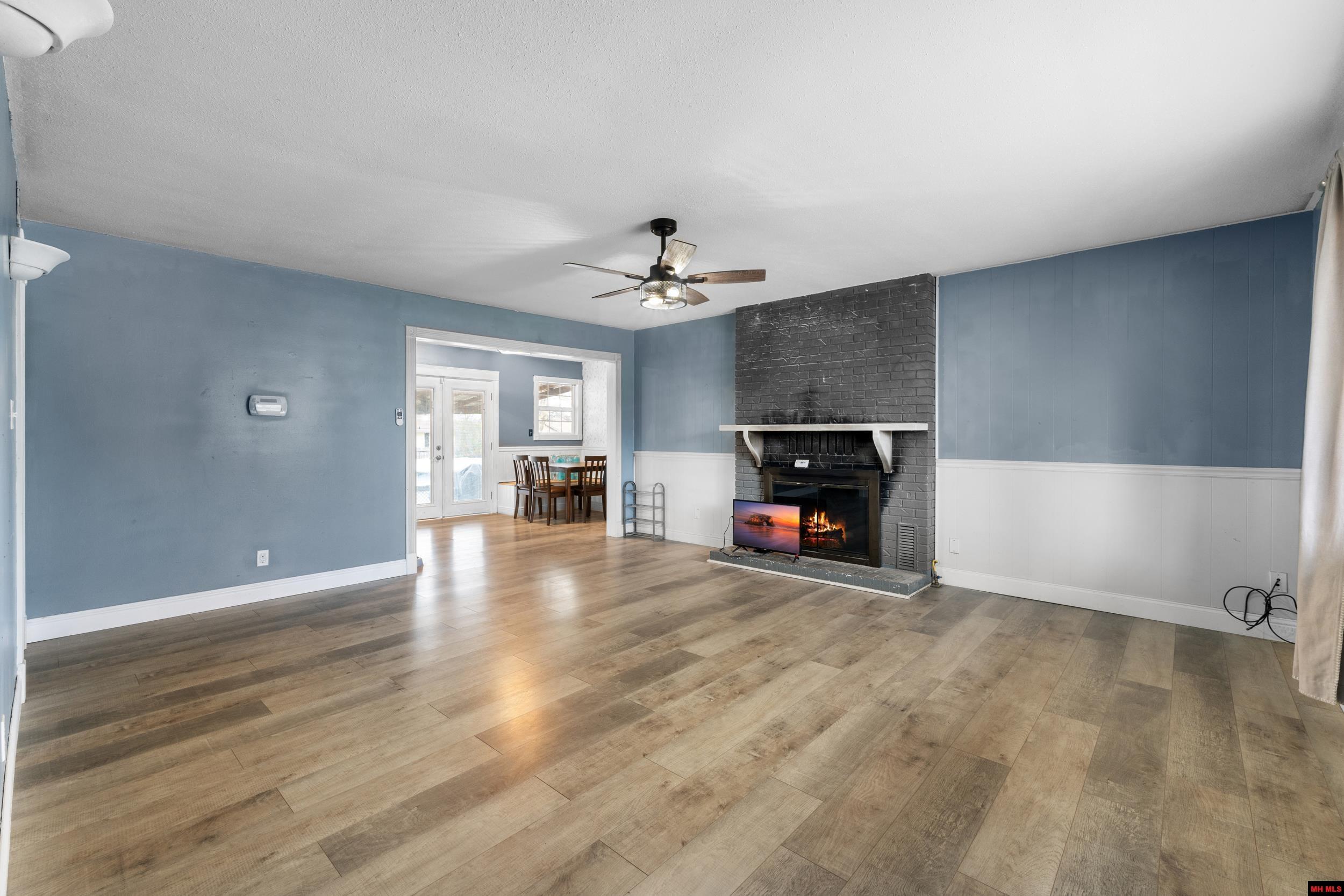 408 E Sanford Street