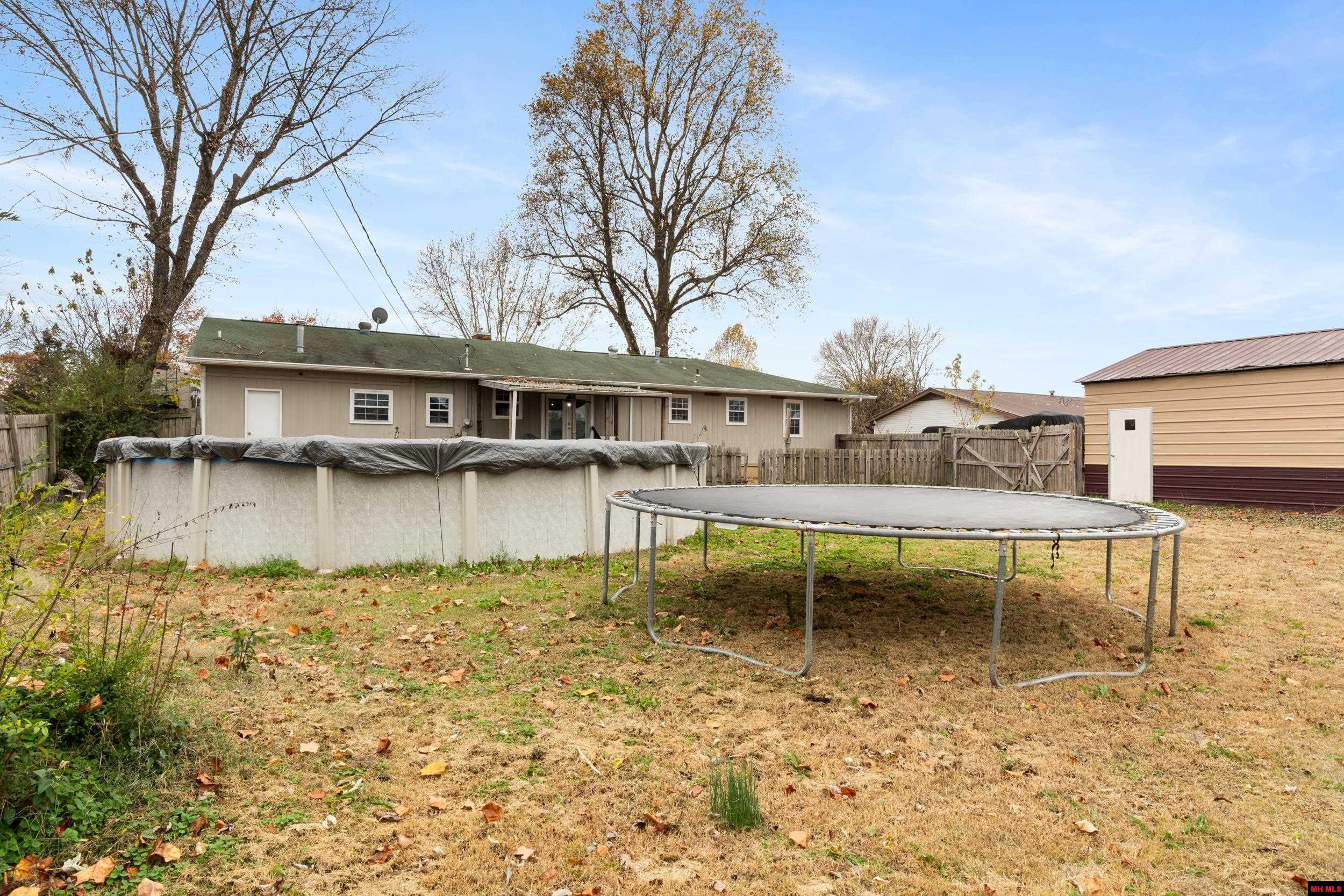 408 E Sanford Street