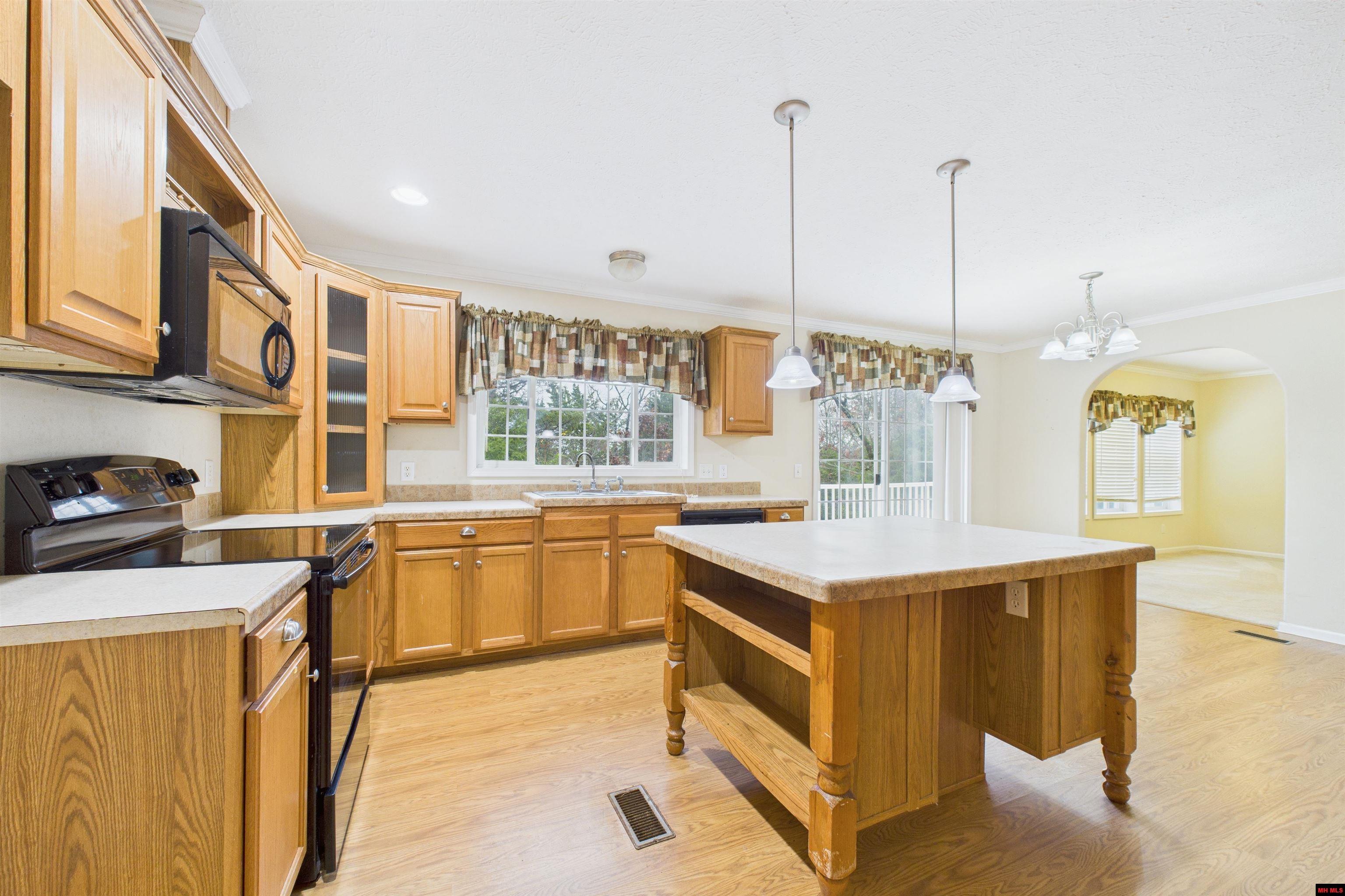 281 Timberland Drive