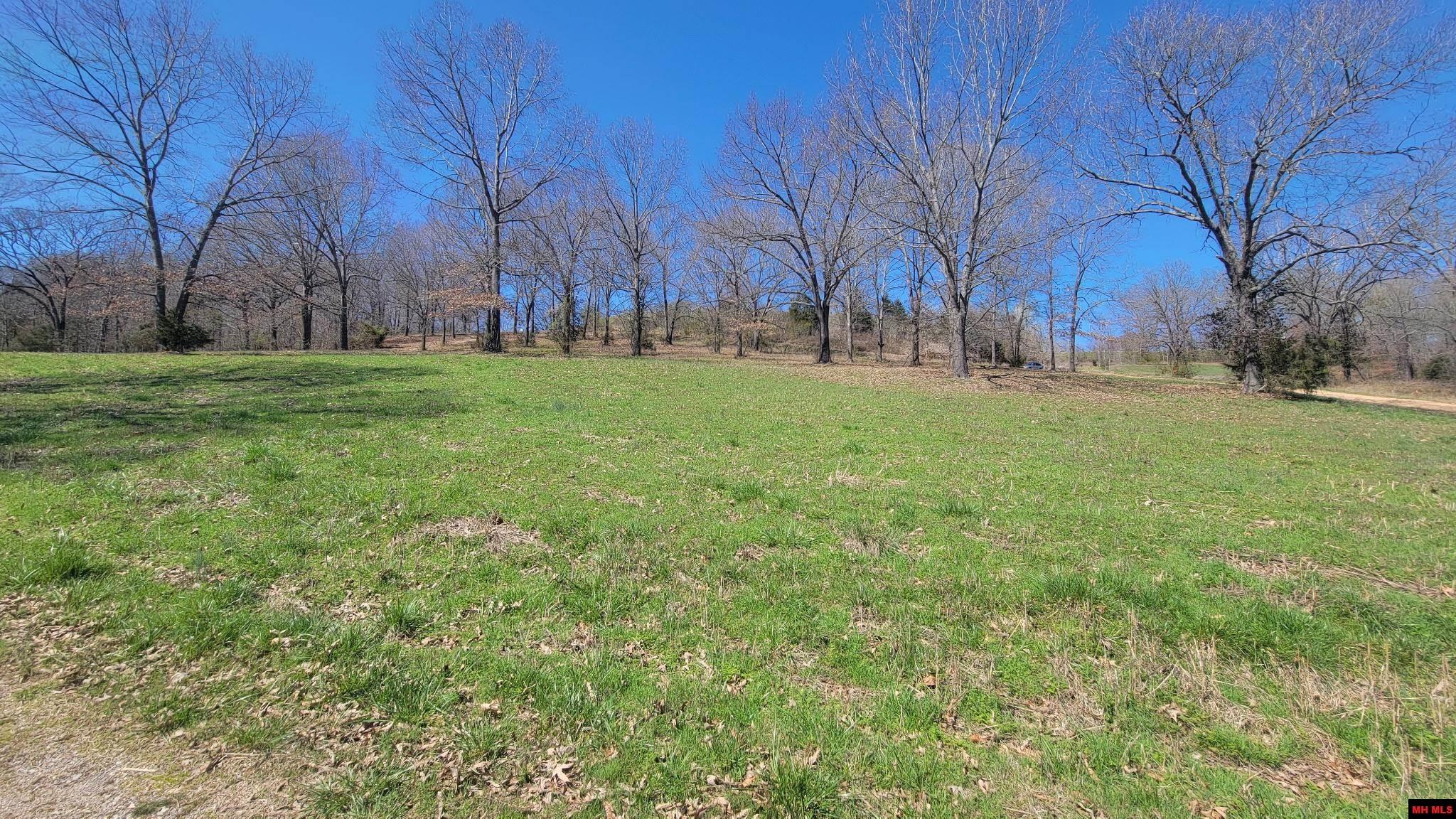 490-00001-008 Fox Chase Drive