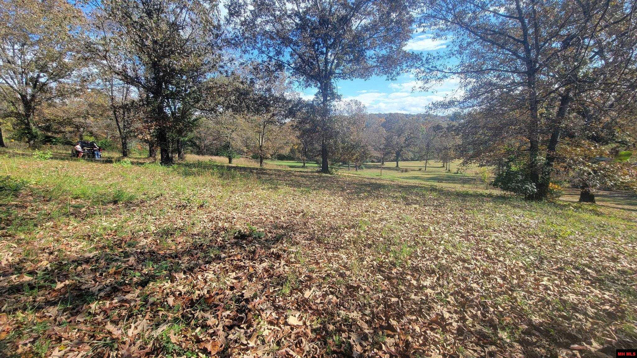 490-00001-008 Fox Chase Drive