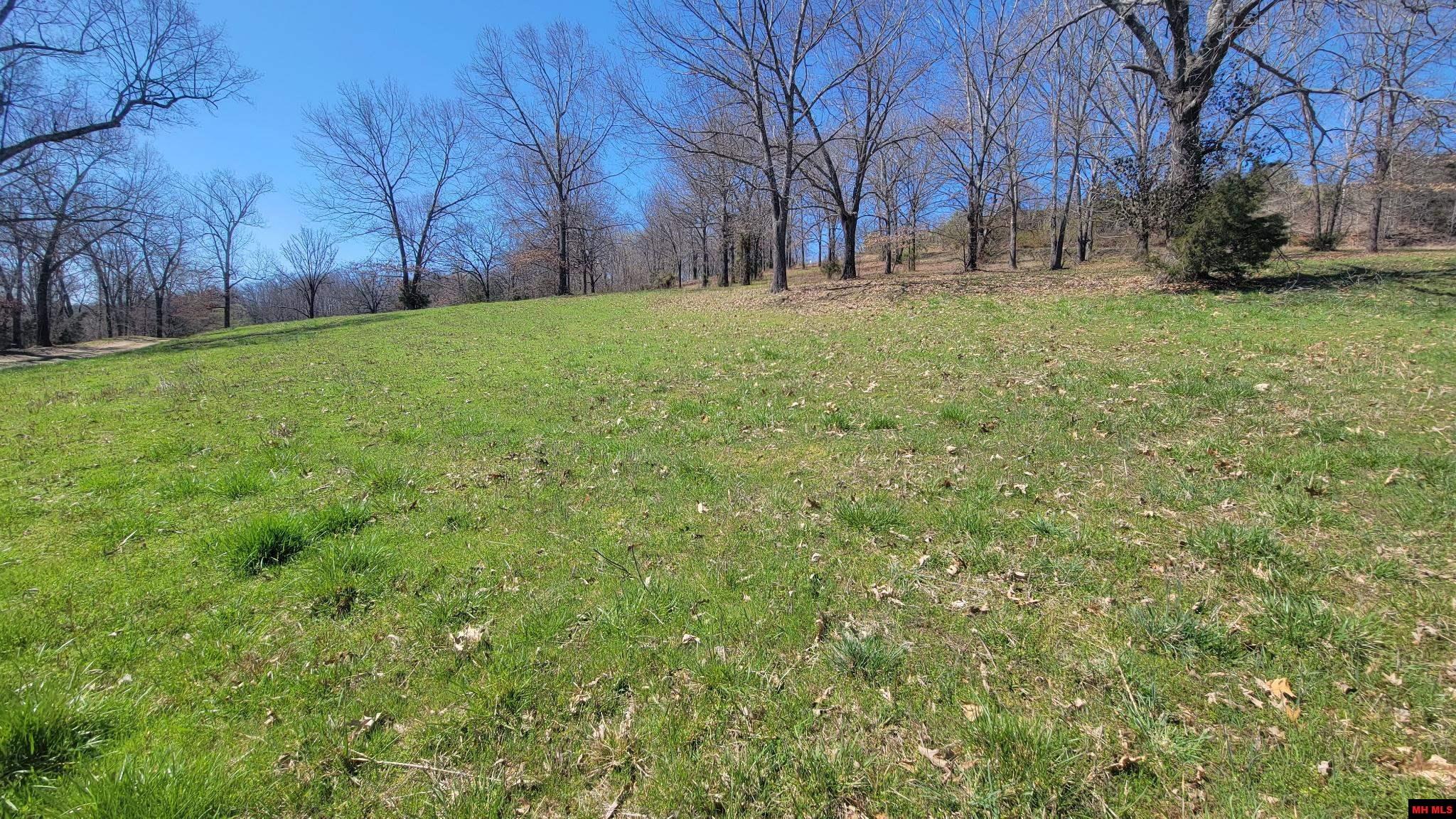 490-00001-008 Fox Chase Drive