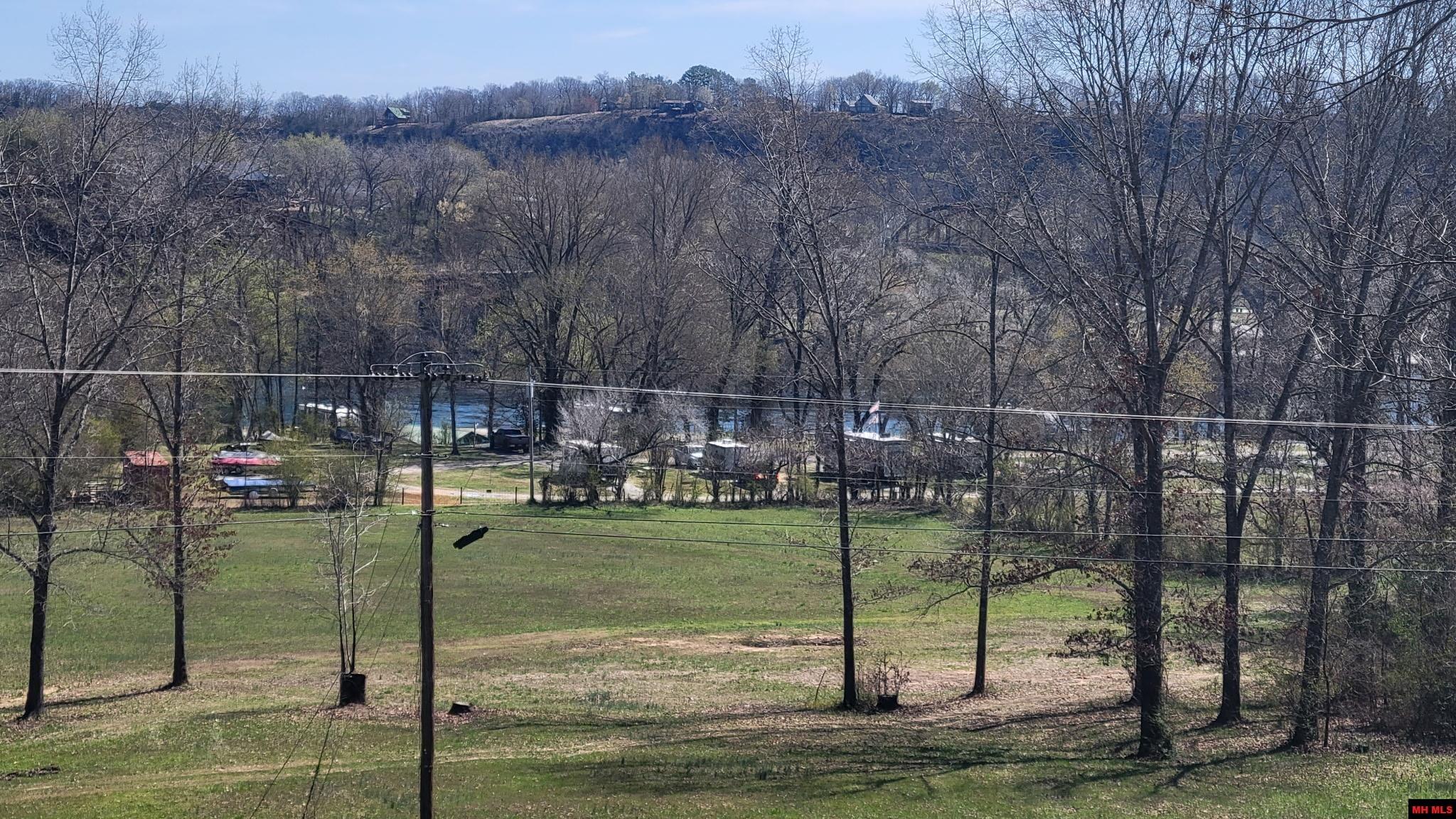 490-00001-008 Fox Chase Drive