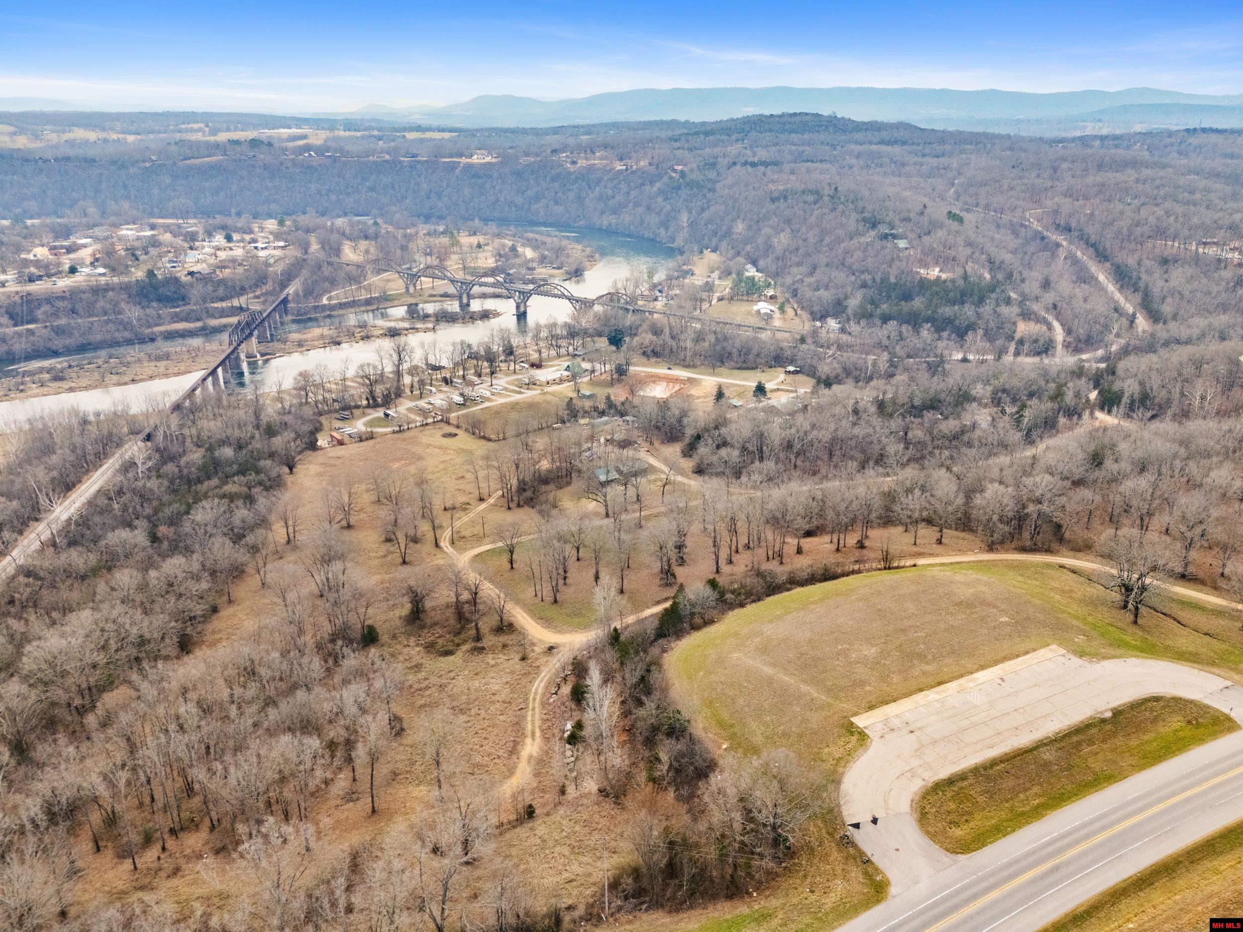 490-00001-008 Fox Chase Drive