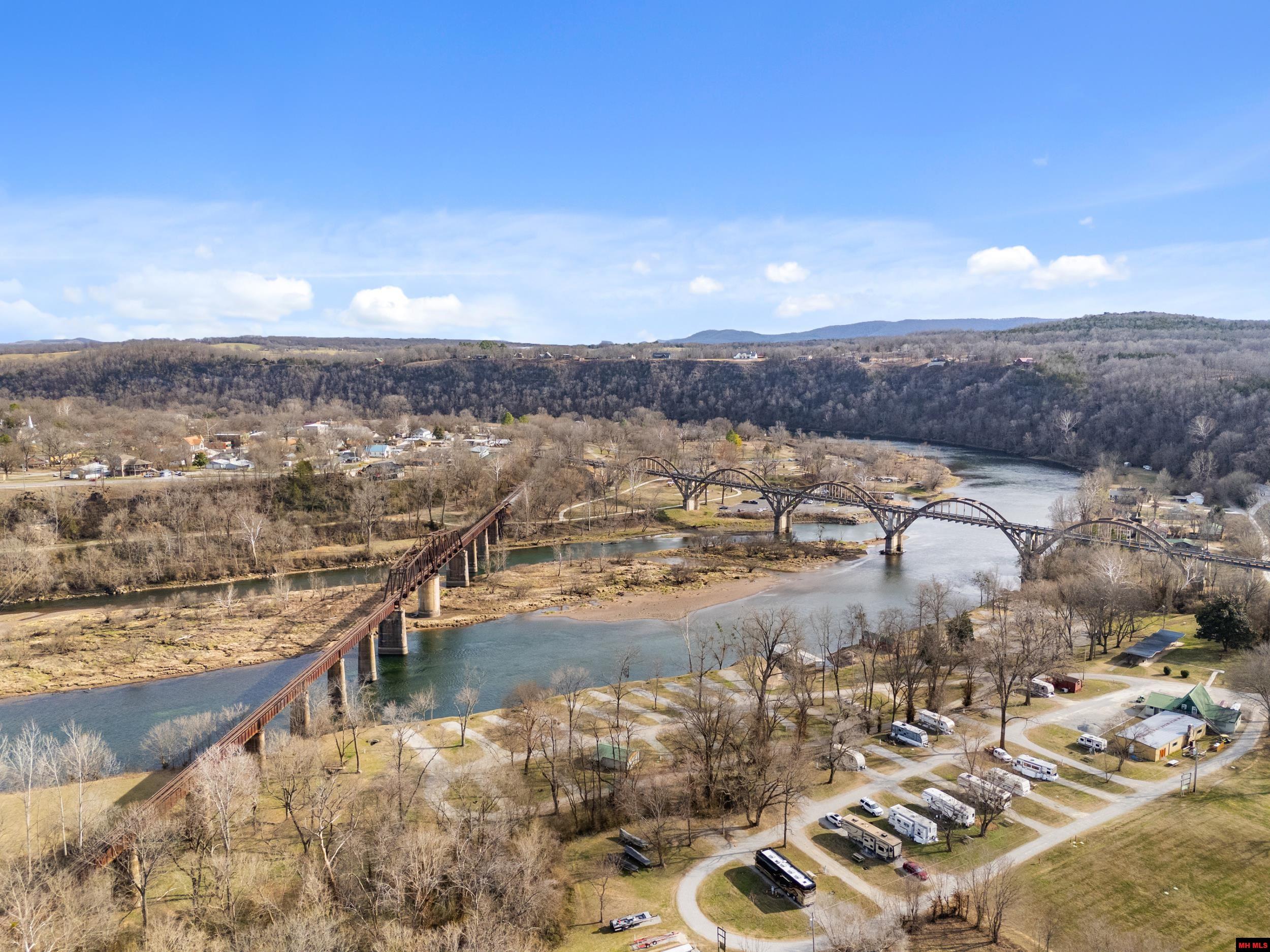 490-00001-008 Fox Chase Drive