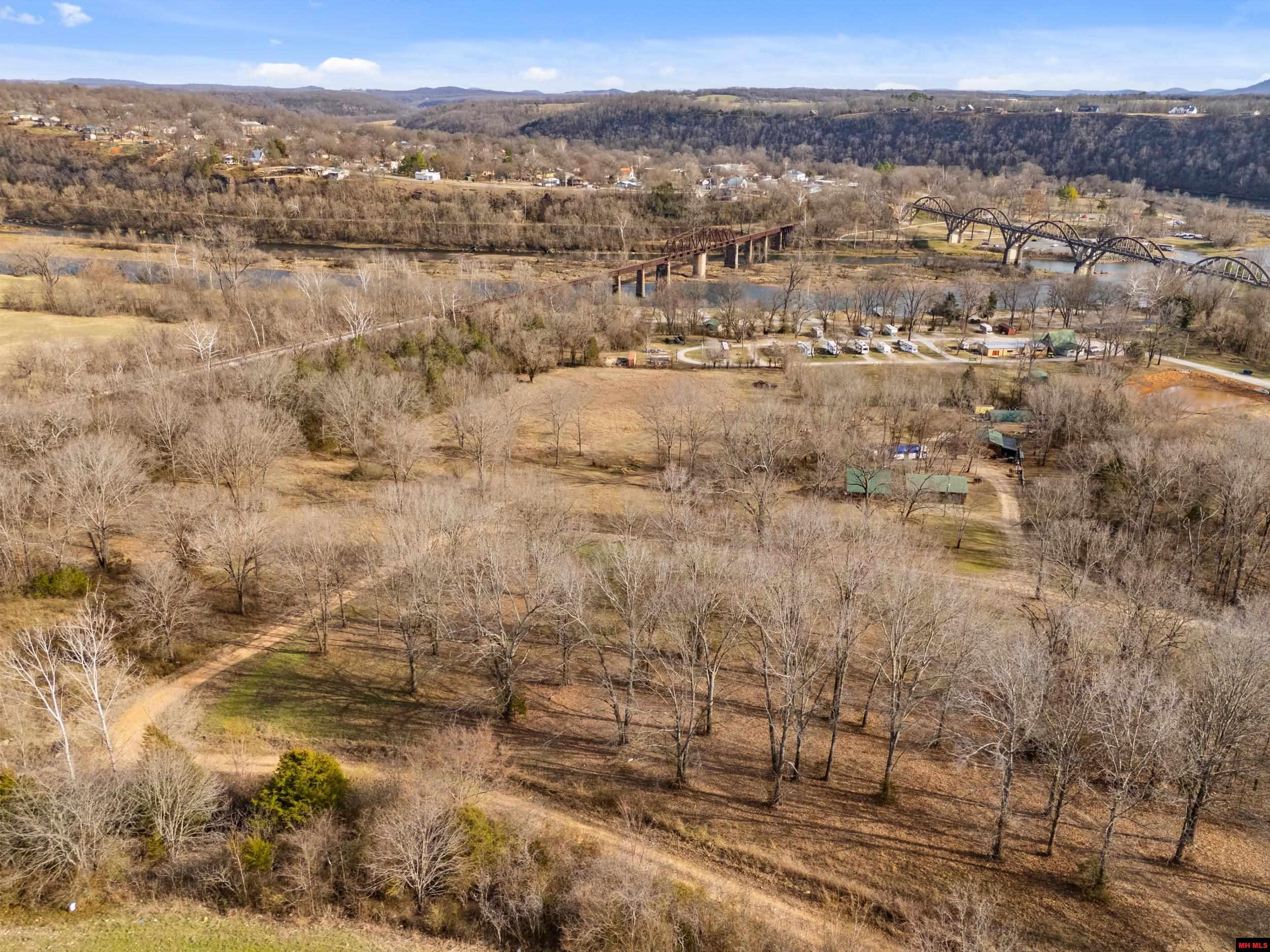 490-00001-008 Fox Chase Drive