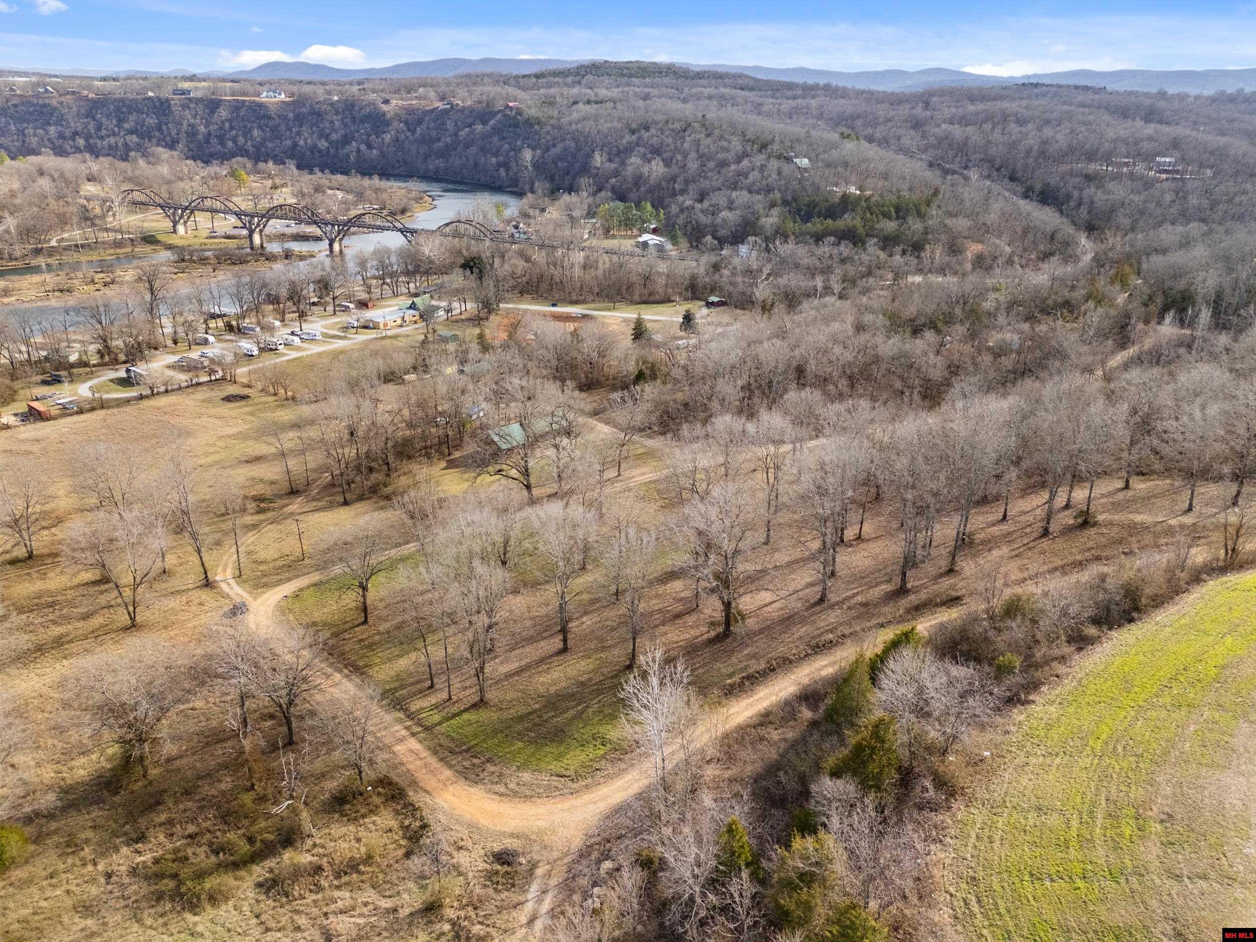 490-00001-008 Fox Chase Drive