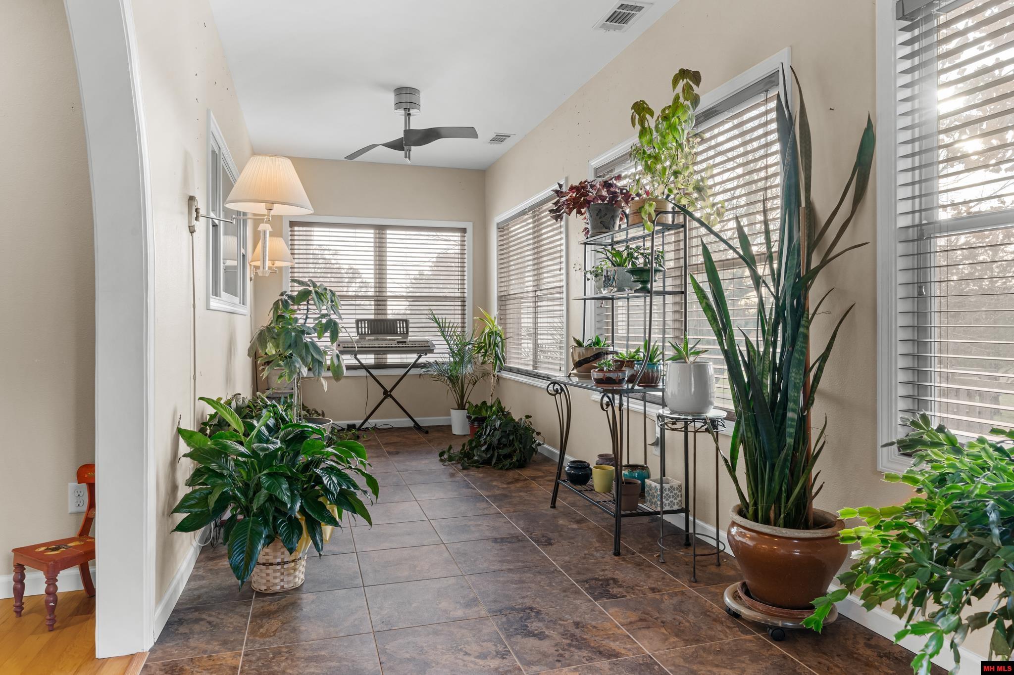 543 Green Valley Drive