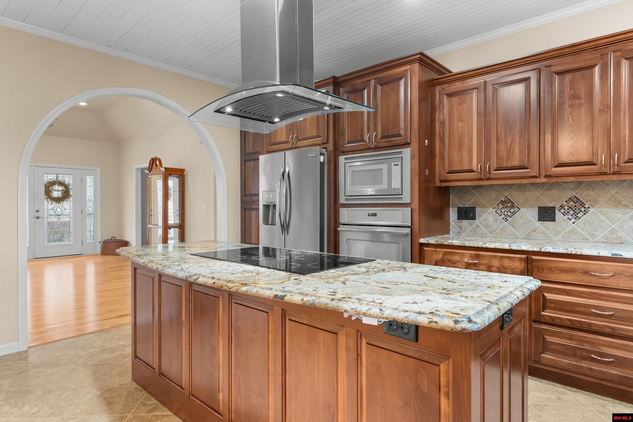 543 GREEN VALLEY DRIVE Mountain Home, AR 72653