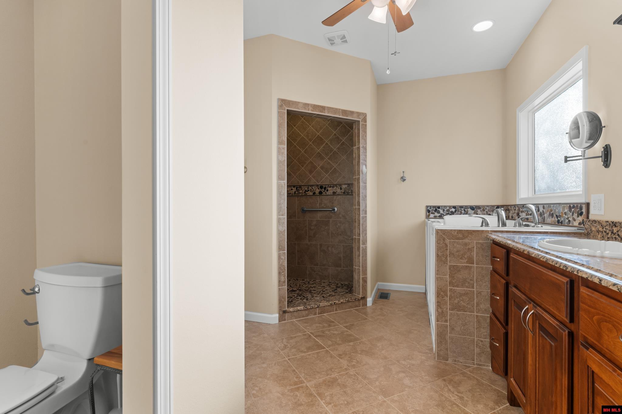 543 Green Valley Drive