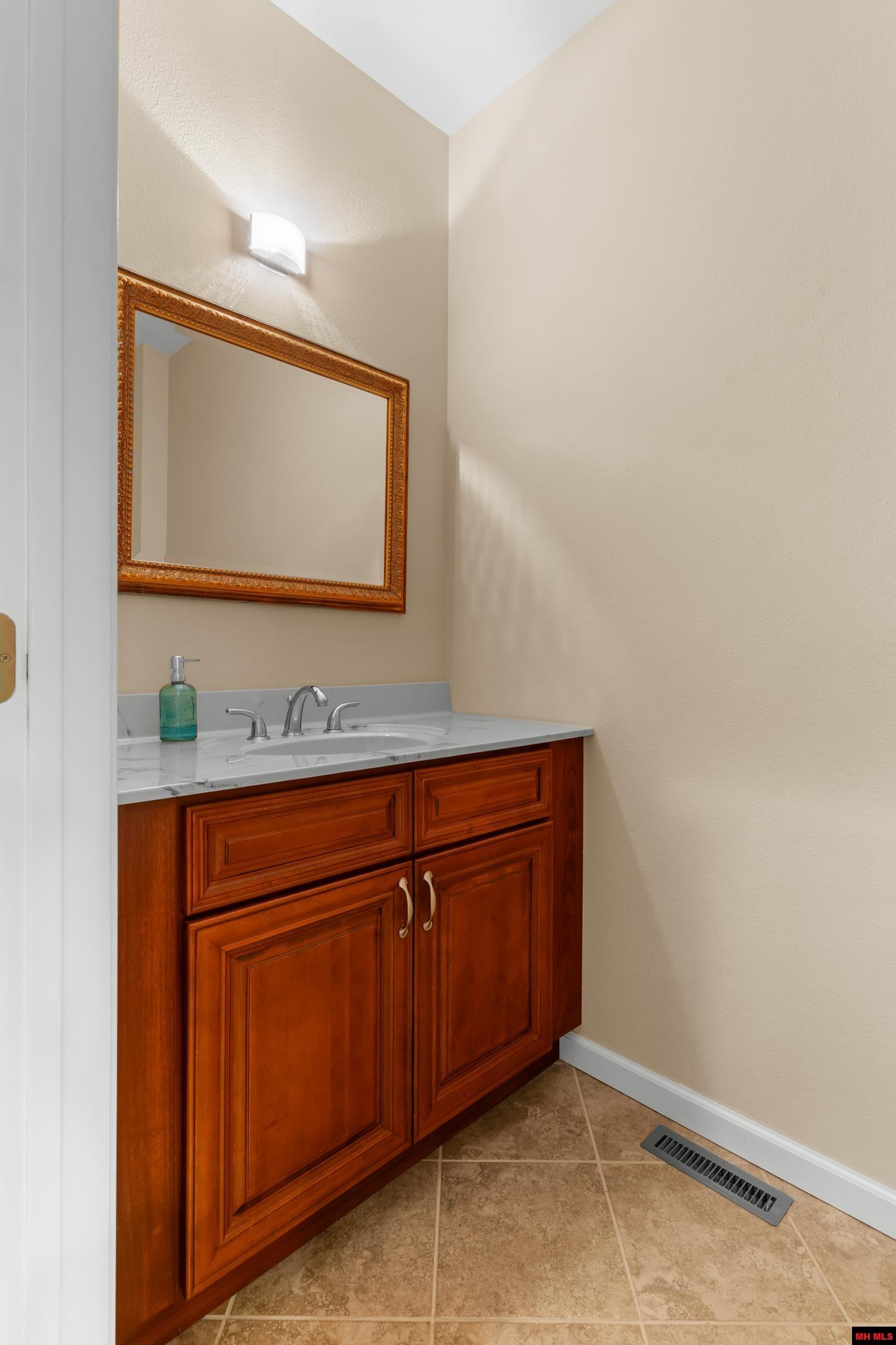 543 Green Valley Drive