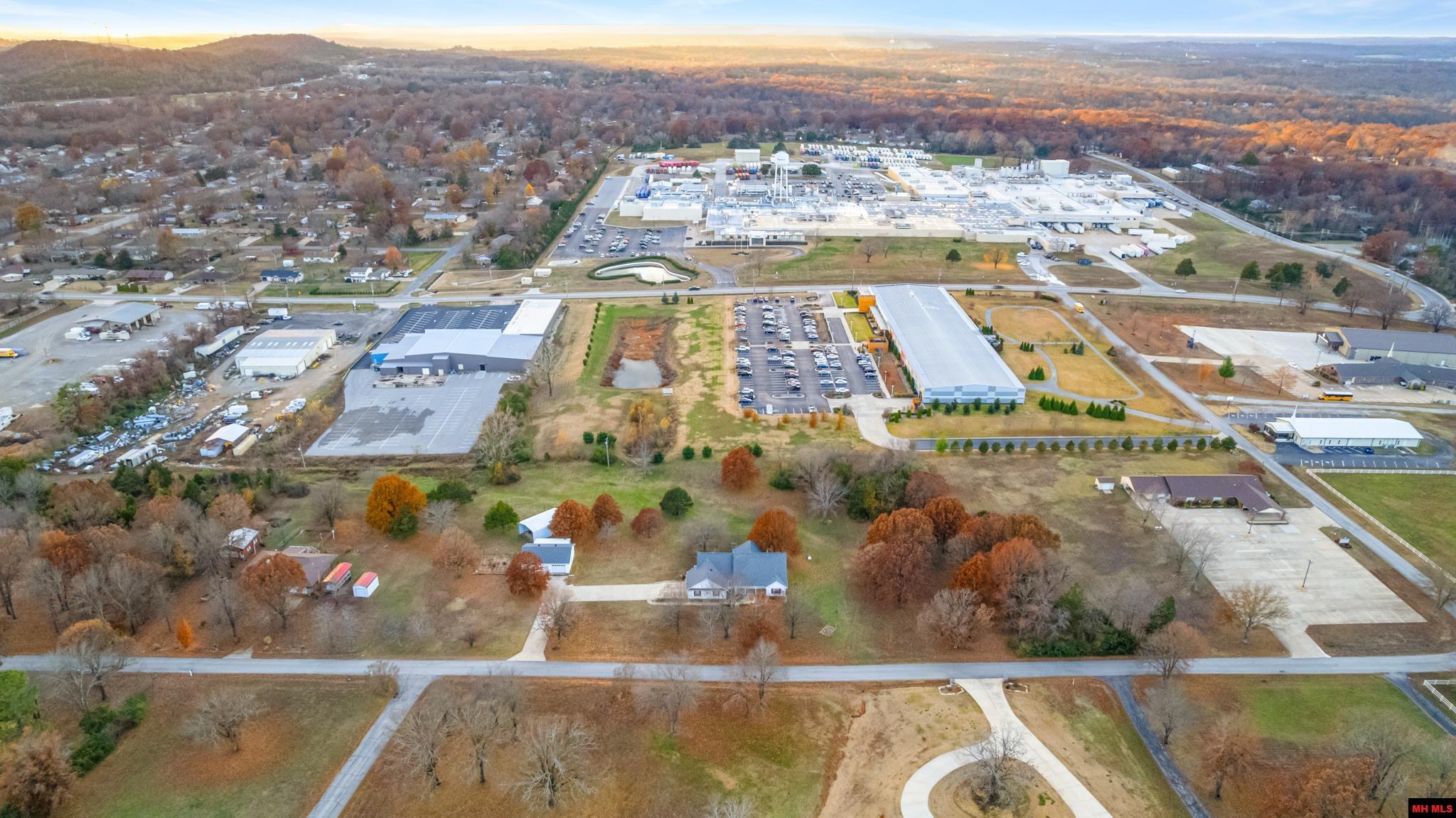 543 GREEN VALLEY DRIVE Mountain Home, AR 72653