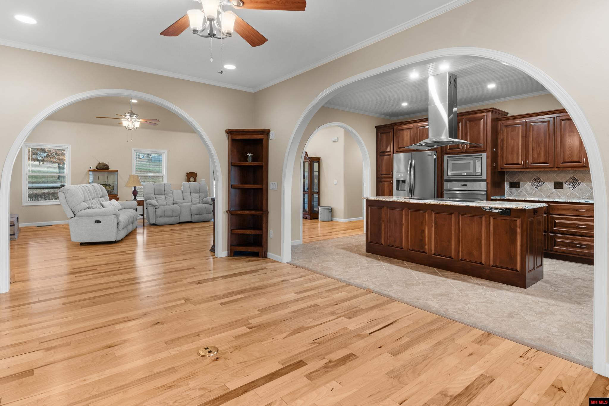 543 Green Valley Drive