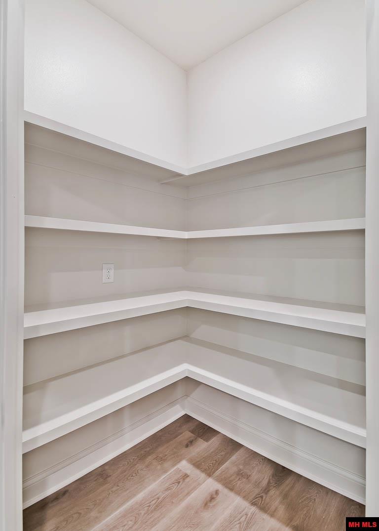 1027 Nottington Street