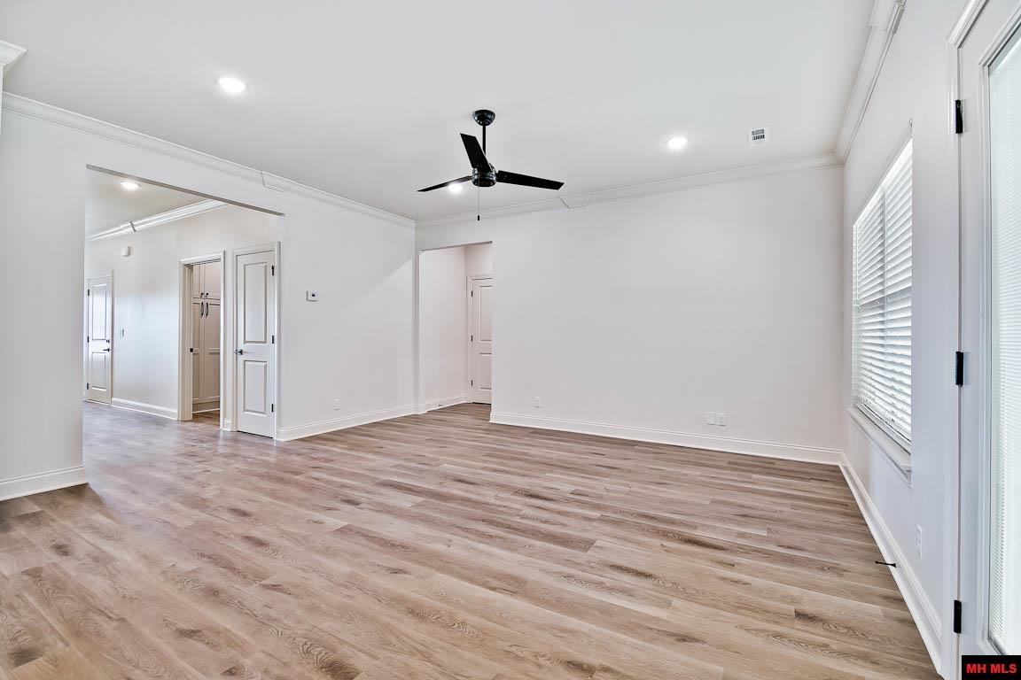 1027 Nottington Street