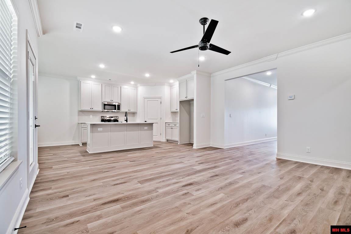 1027 Nottington Street