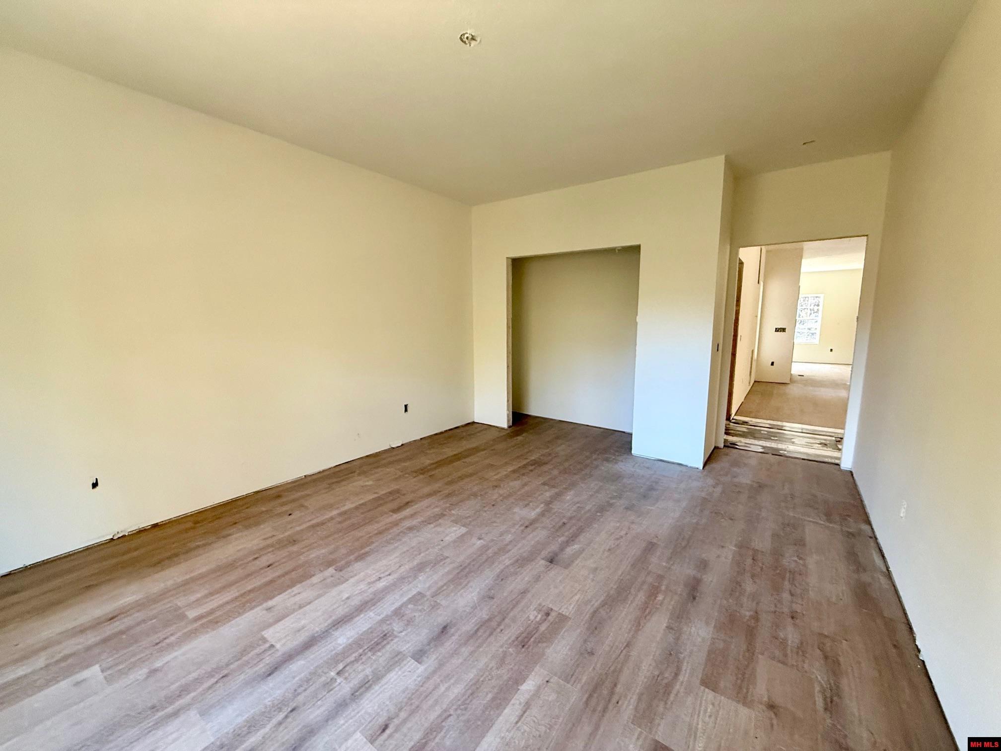 201 Cardinal Terrace