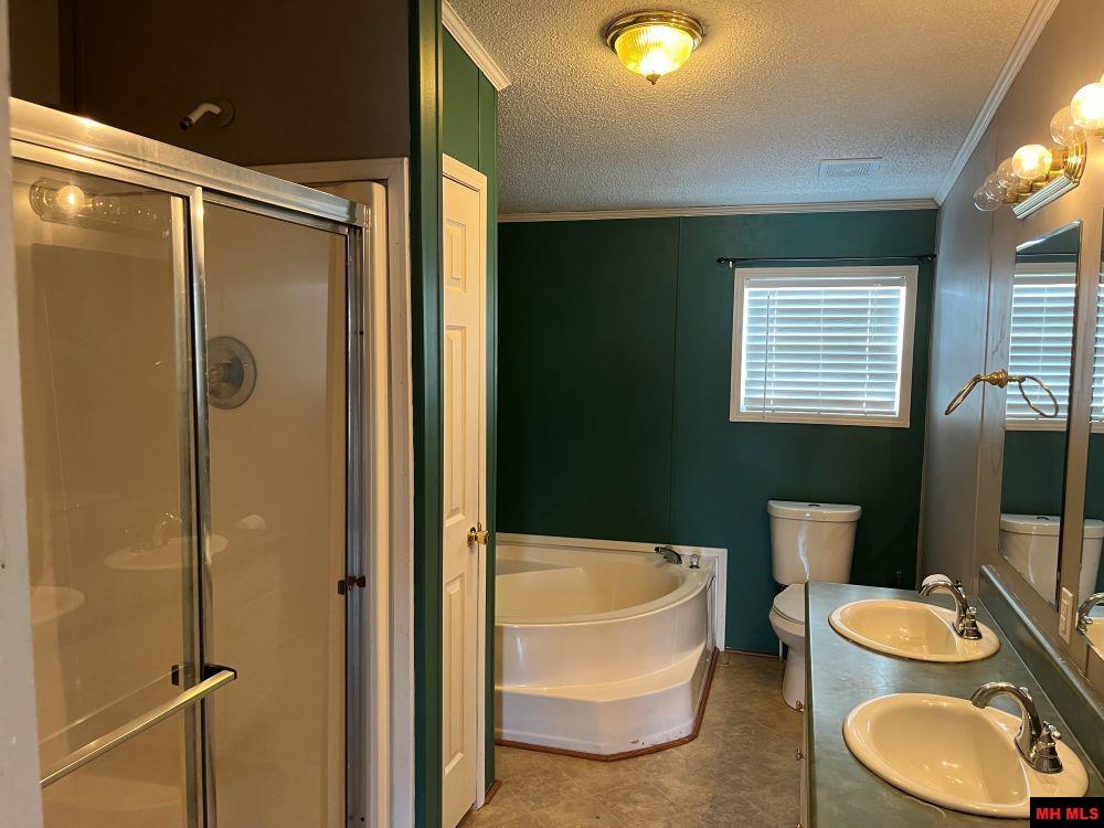 1203 Glenbriar Court