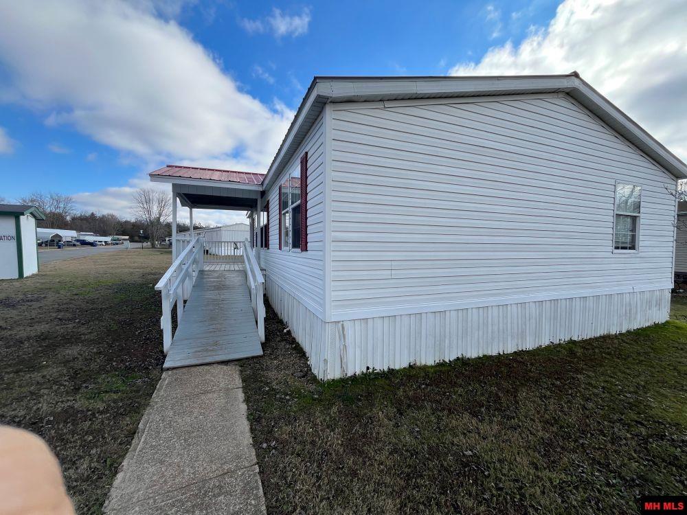 1203 Glenbriar Court