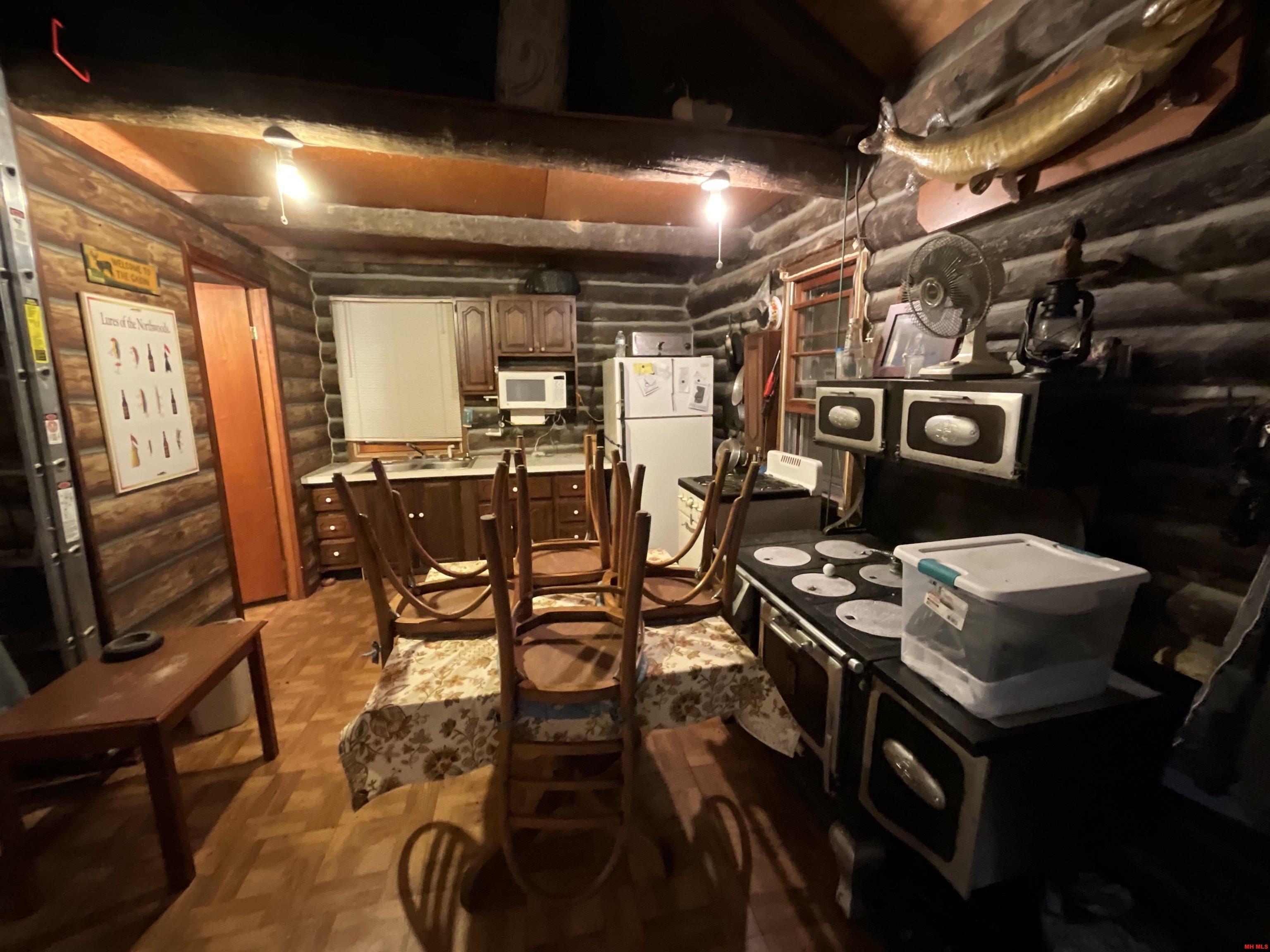 180111000000001 LEDBETTER HOLLOW Theodosia, MO