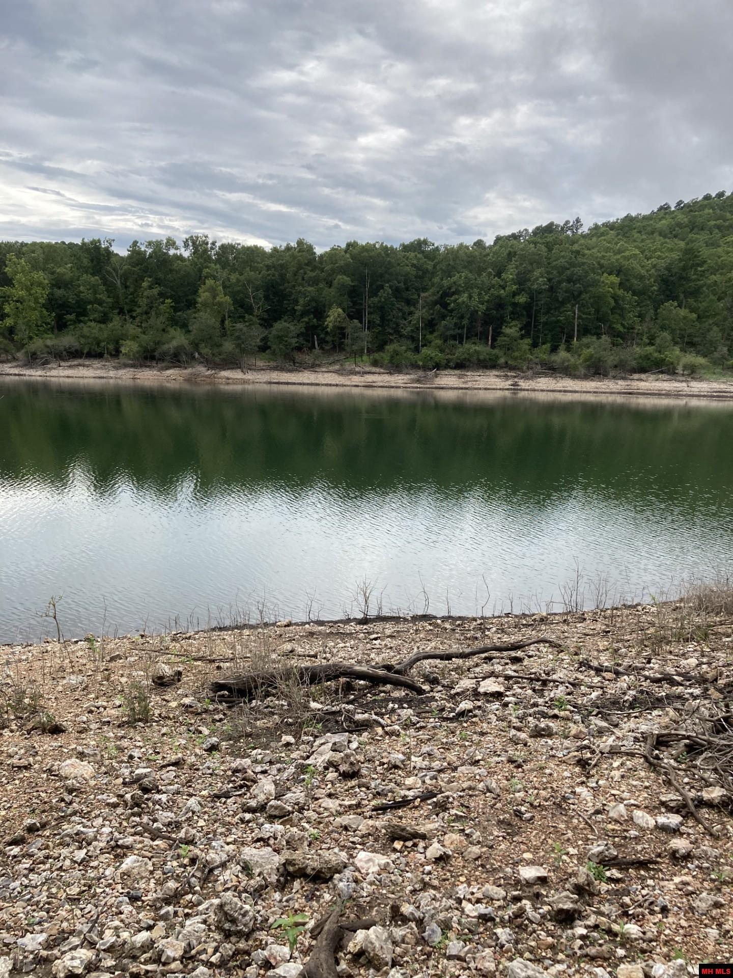 001-05581-000 Mc 803