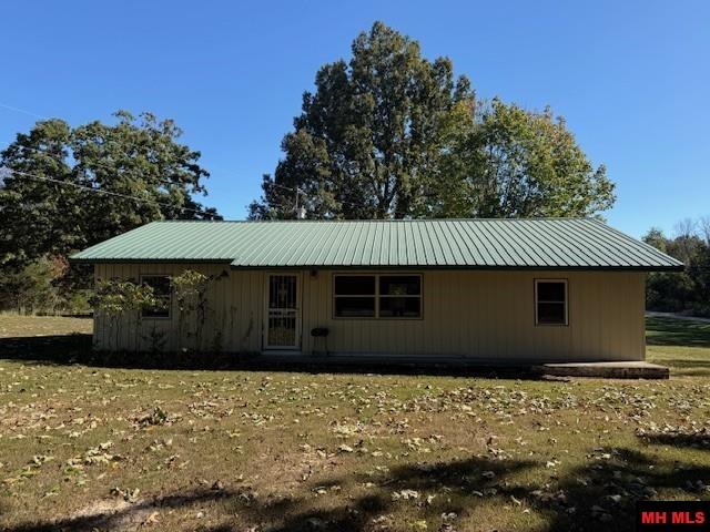 144 Woods Point Road