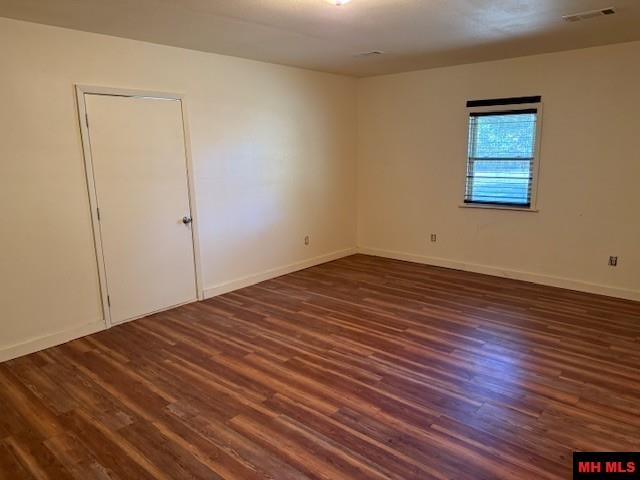 144 Woods Point Road