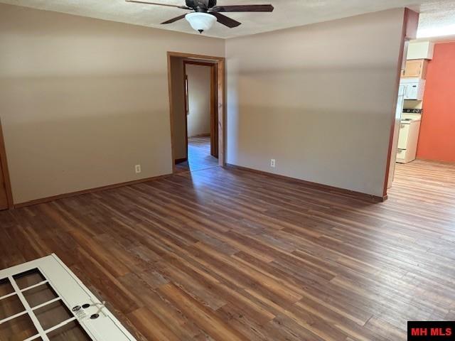 144 Woods Point Road